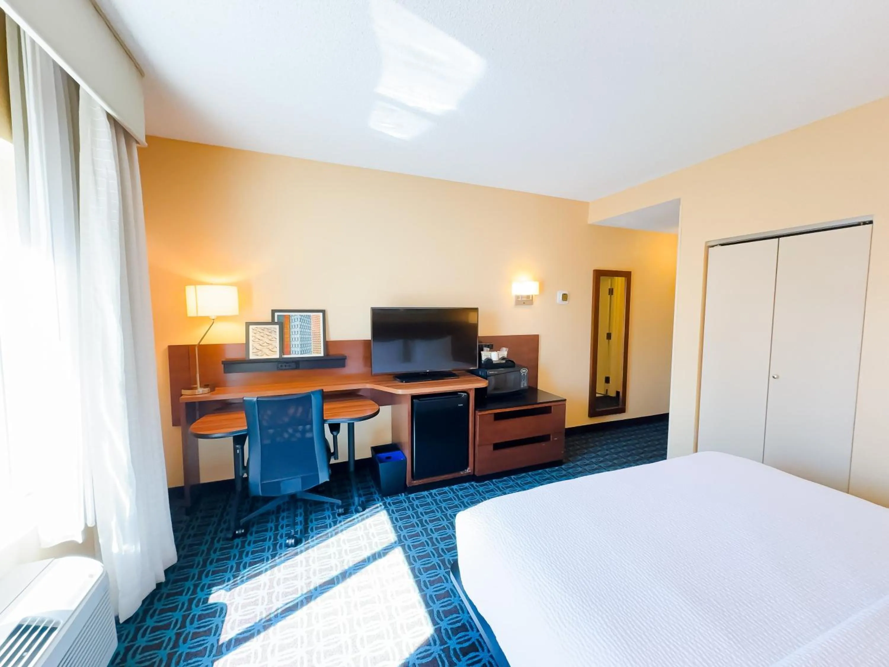 Bed in Fairfield by Marriott Russellville