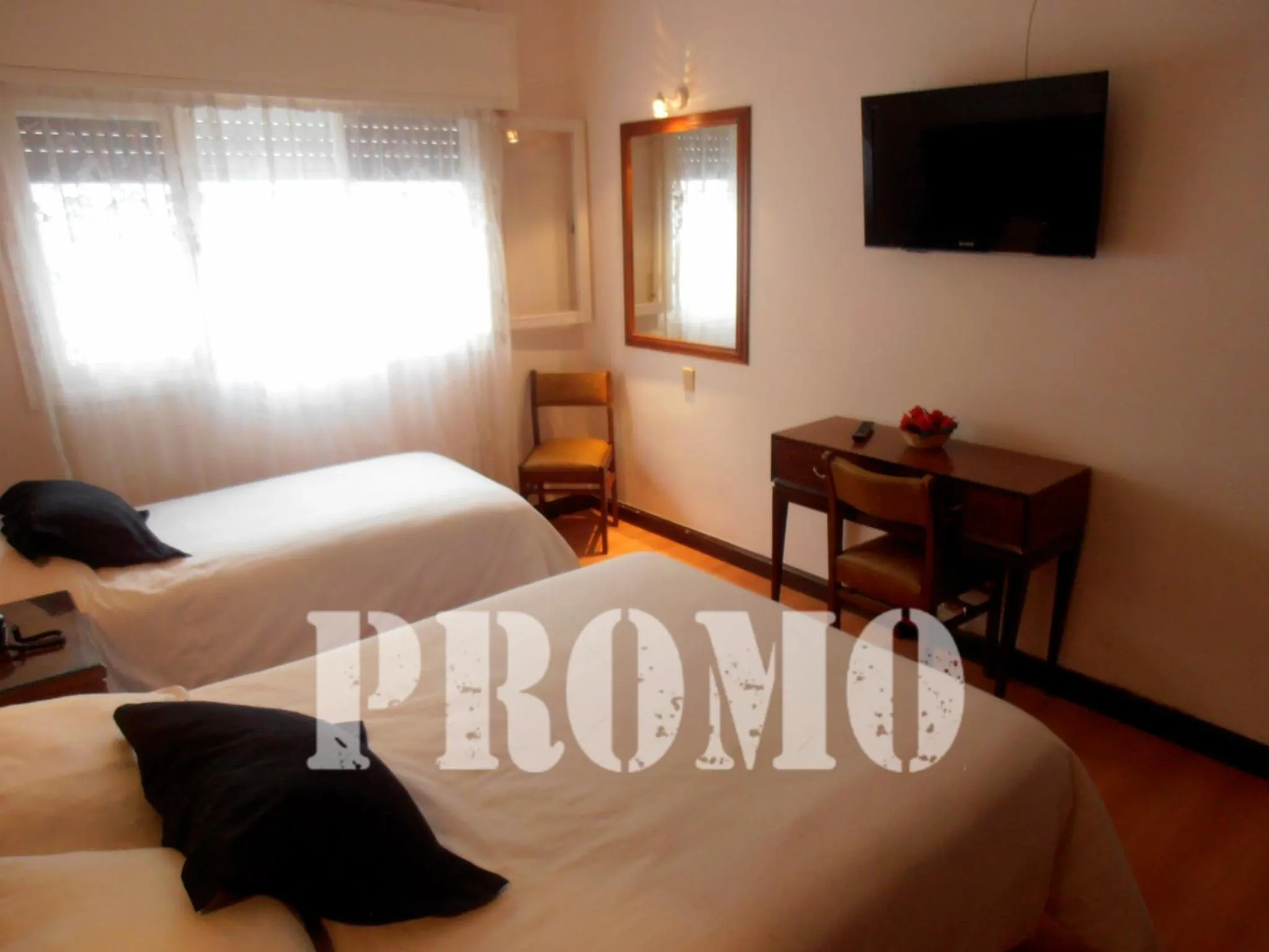 Bedroom, Bed in Hotel San Martin