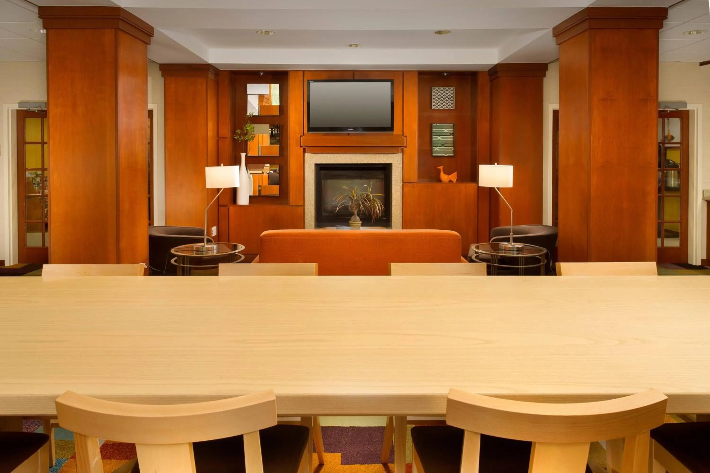 Restaurant/places to eat in Fairfield Inn & Suites by Marriott Marshall