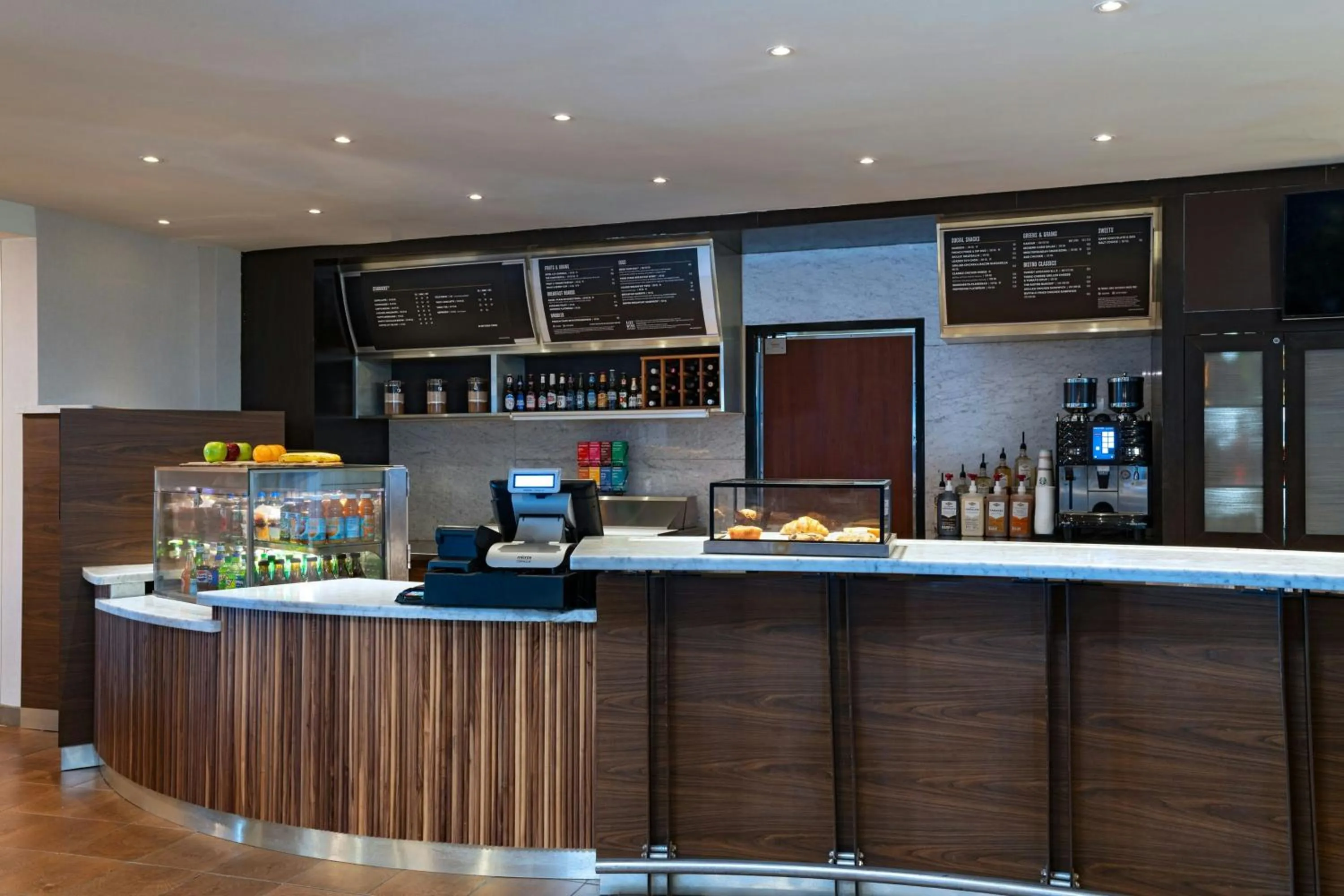 Restaurant/places to eat in Courtyard by Marriott Laredo