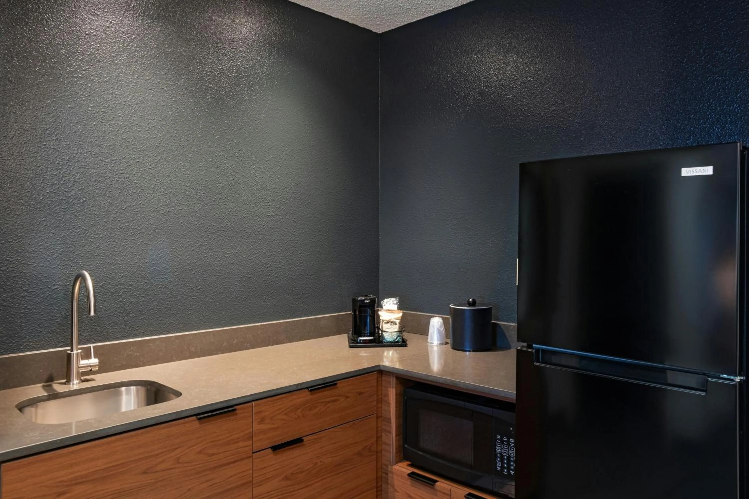 Bedroom in Courtyard by Marriott Laredo