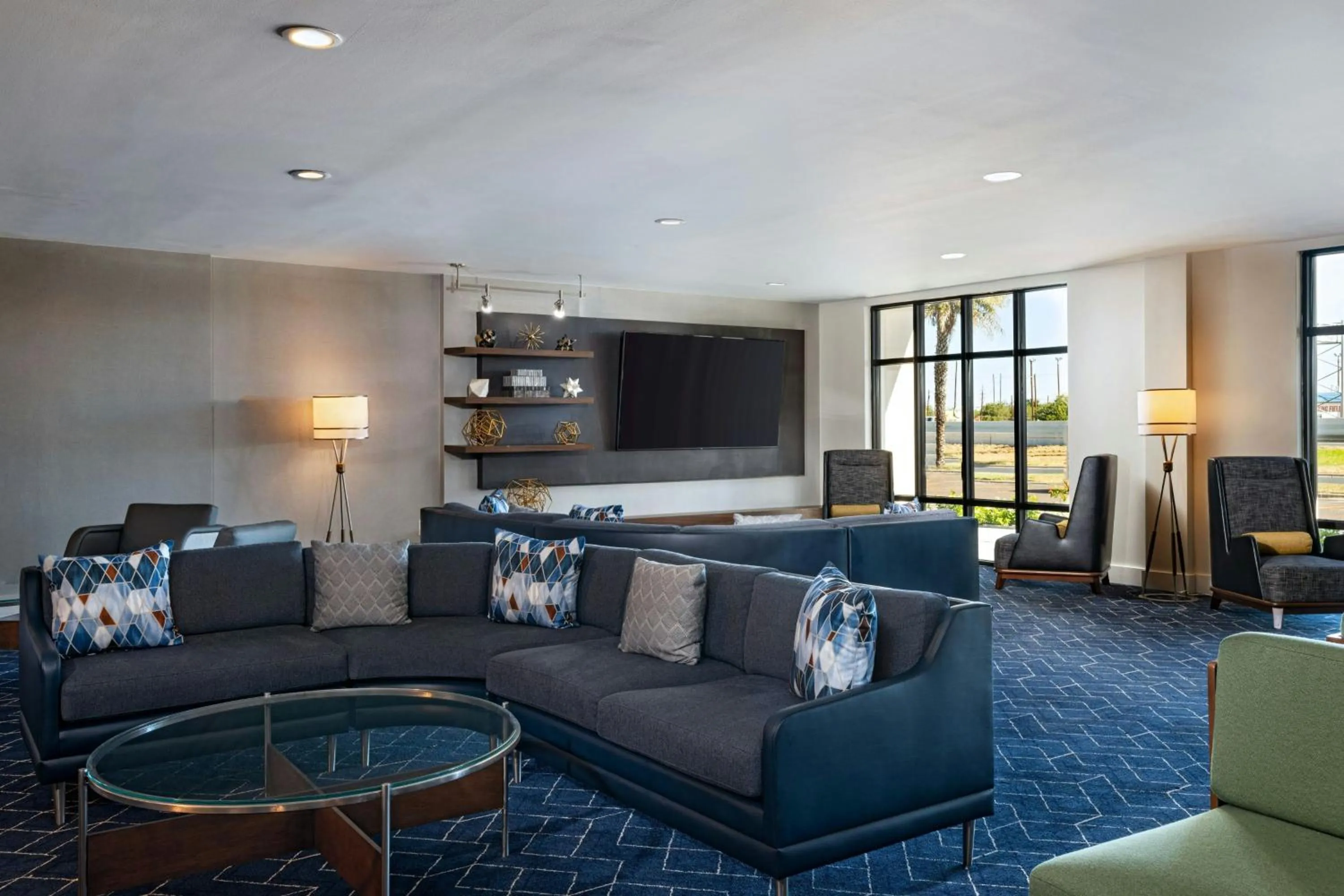 Lobby or reception in Courtyard by Marriott Laredo