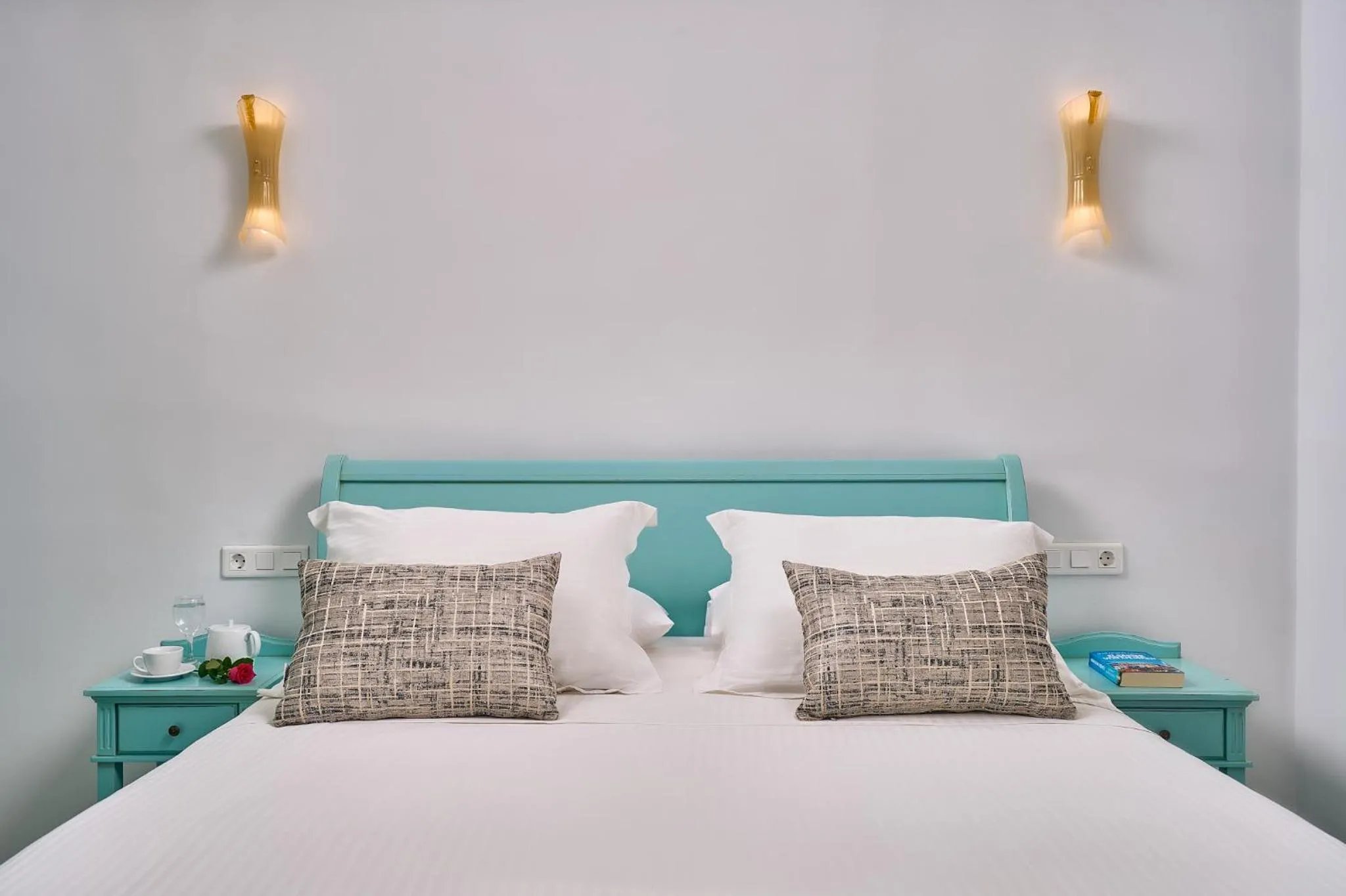 Bed in Arte & Mare Elia Luxury Suites and Villas