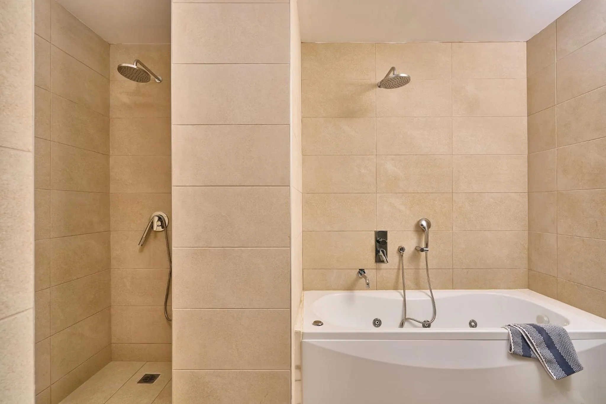 Arte & Mare Elia Luxury Suites and Villas