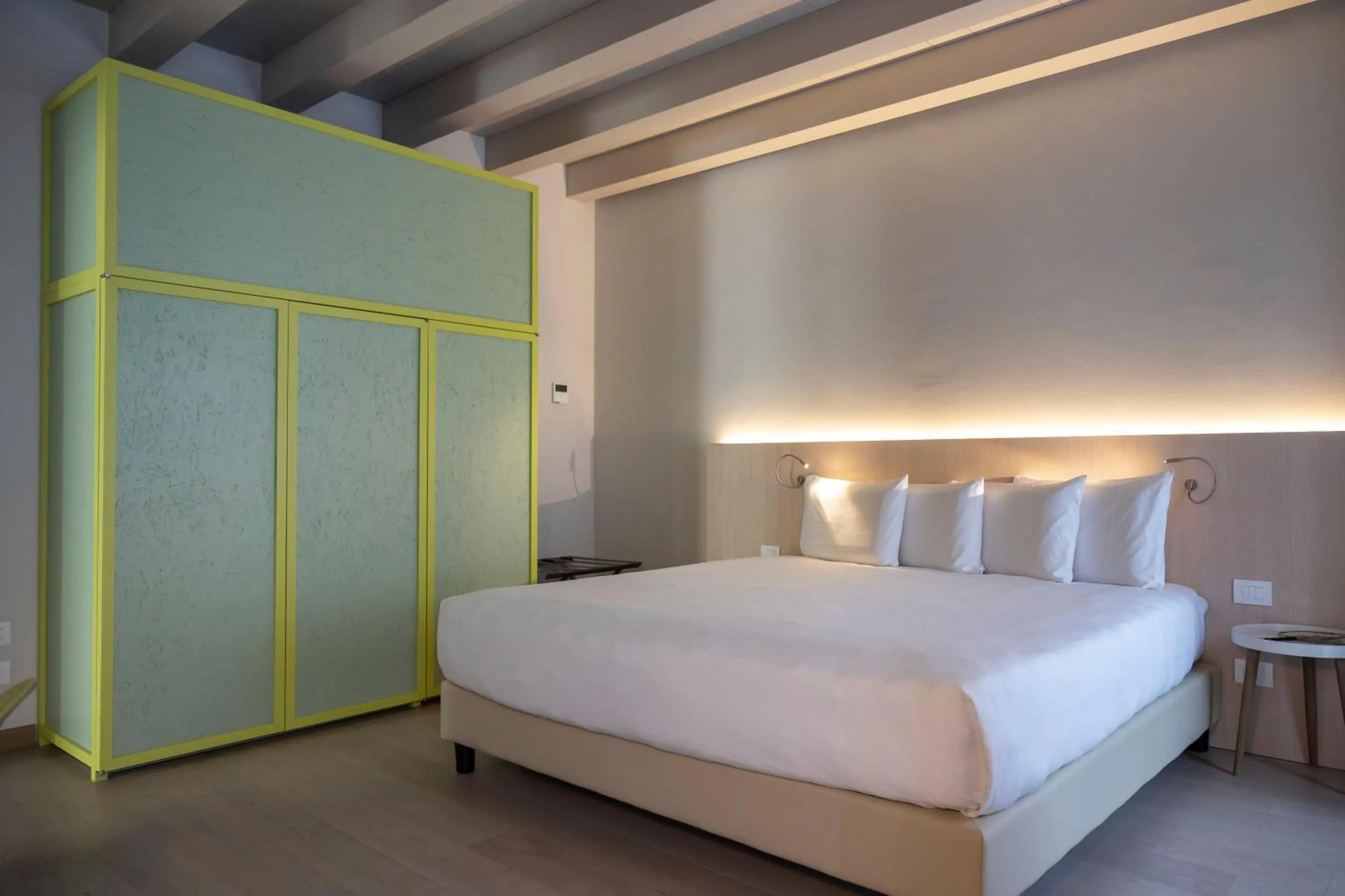 Bedroom, Bed in Savona 18 Suites