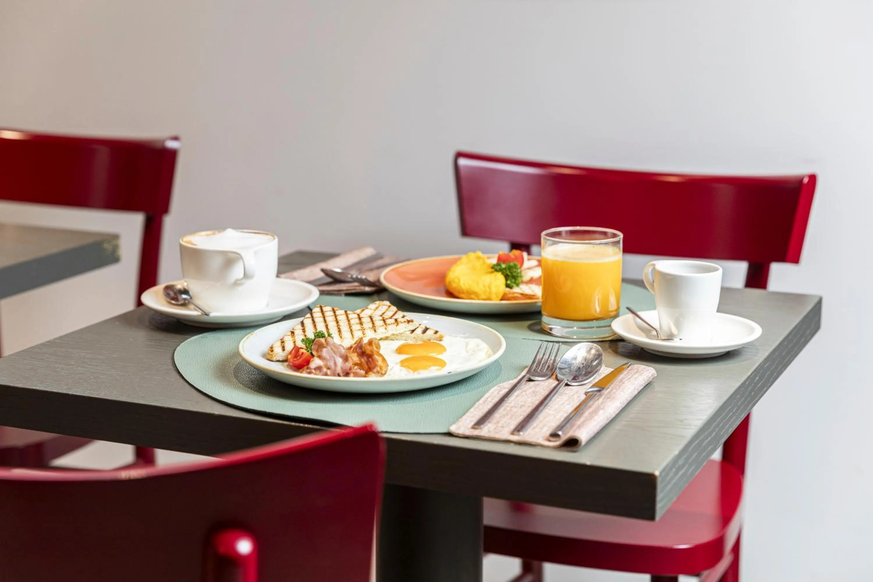 Breakfast in Savona 18 Suites