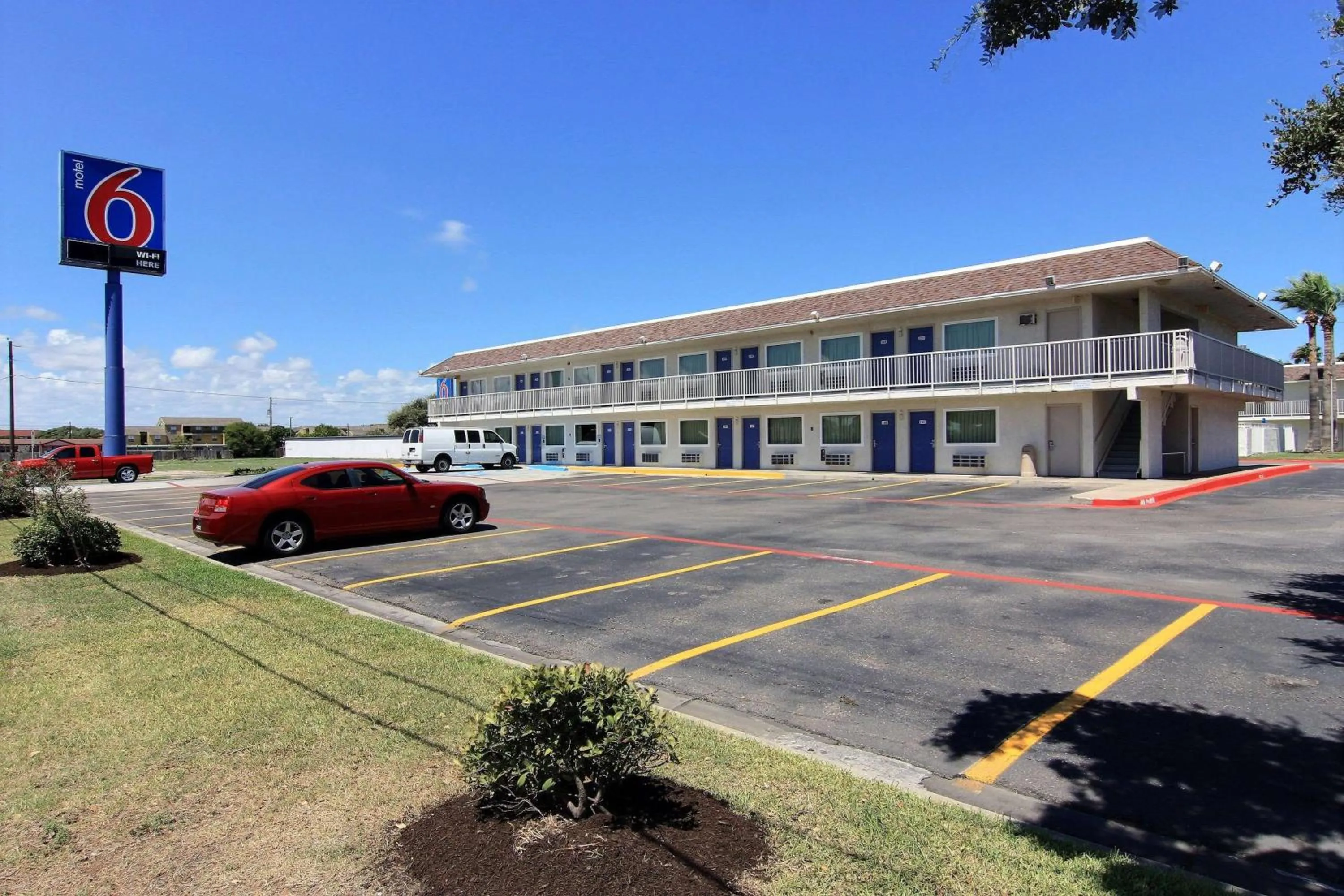Property building in Motel 6-Corpus Christi, TX - East - North Padre Island