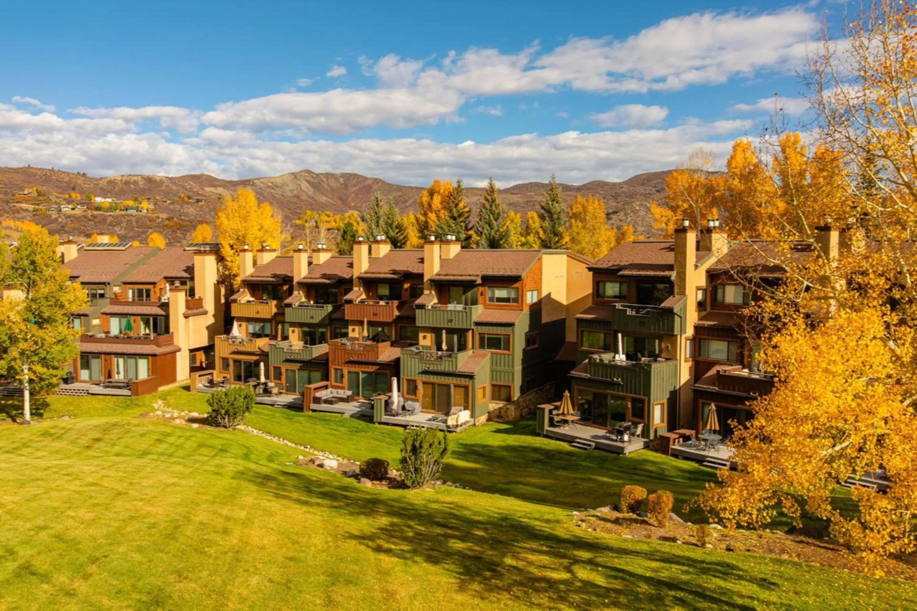 Property building in Villas at Snowmass CLub