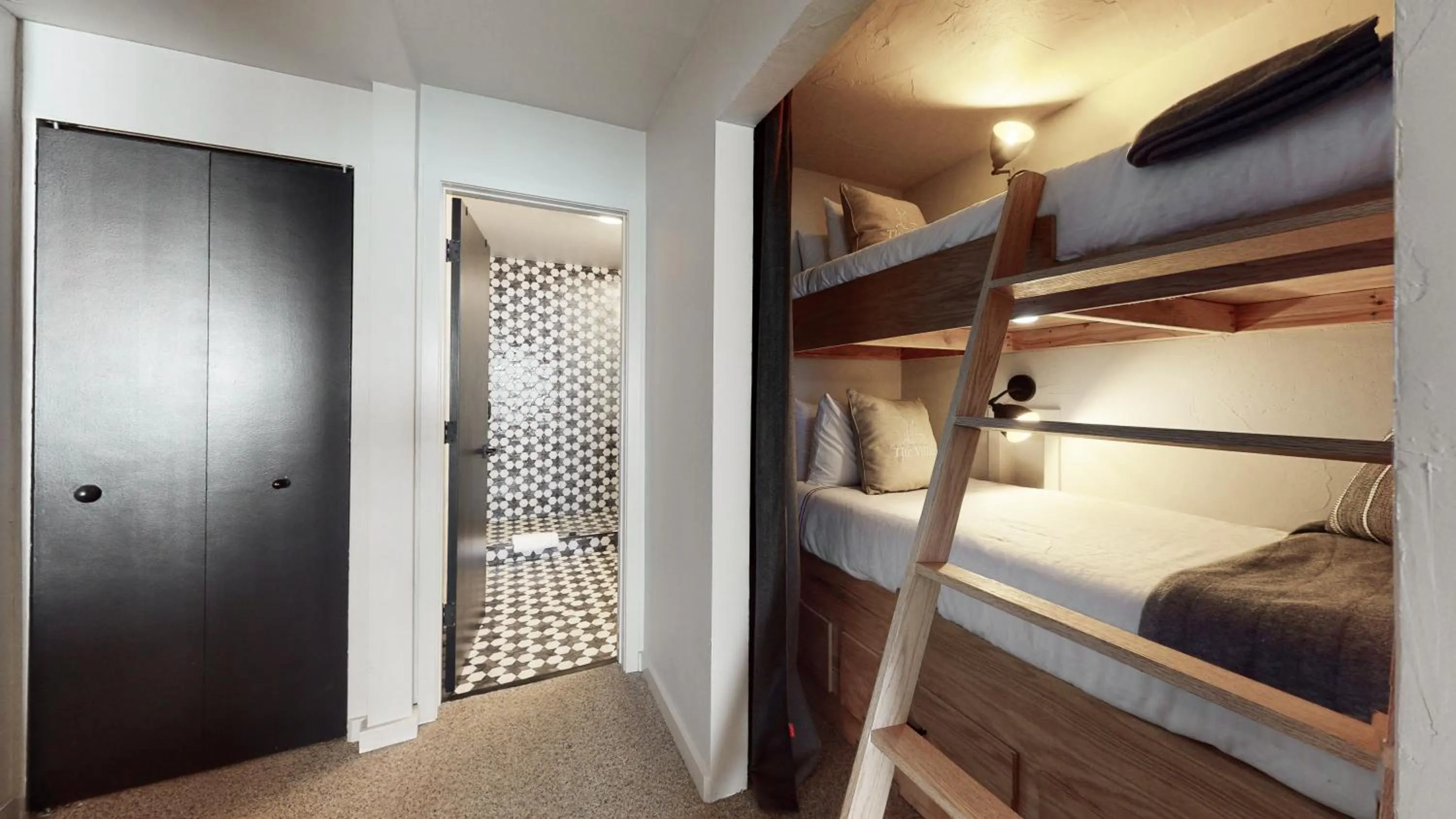 Bedroom, Bed in Villas at Snowmass CLub