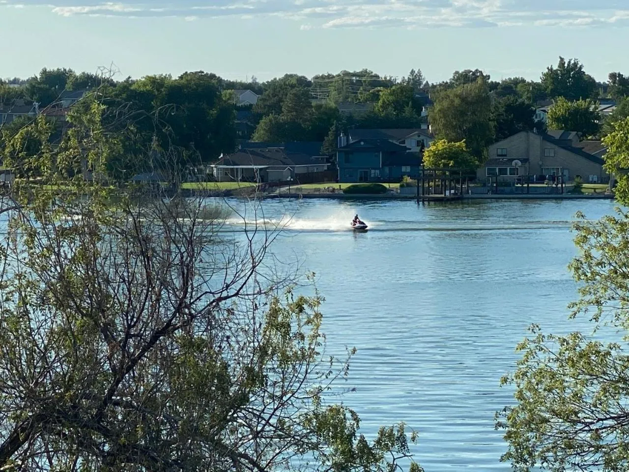 Natural landscape in Lakeside Motel