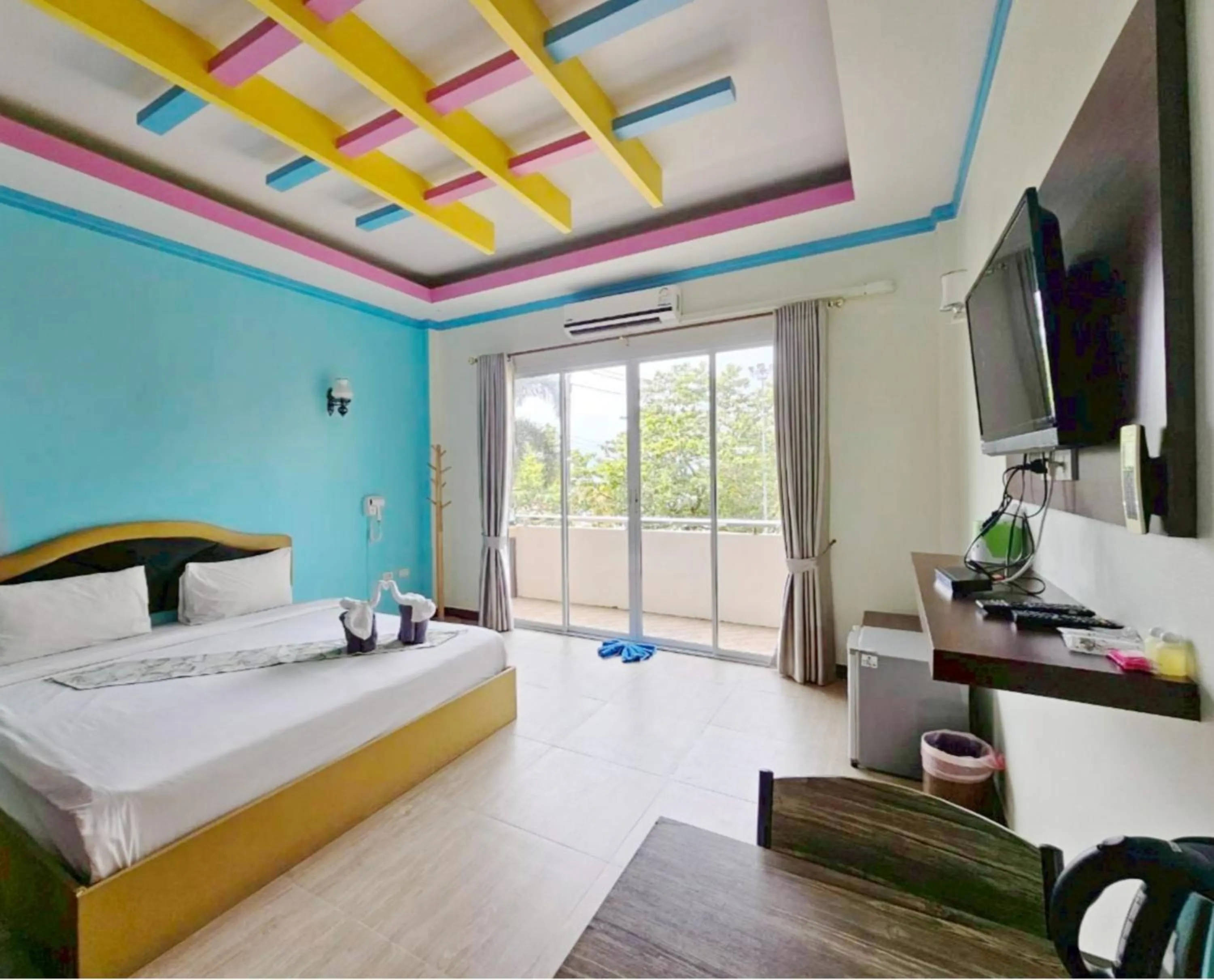 Bed in Lake Terrace Resort