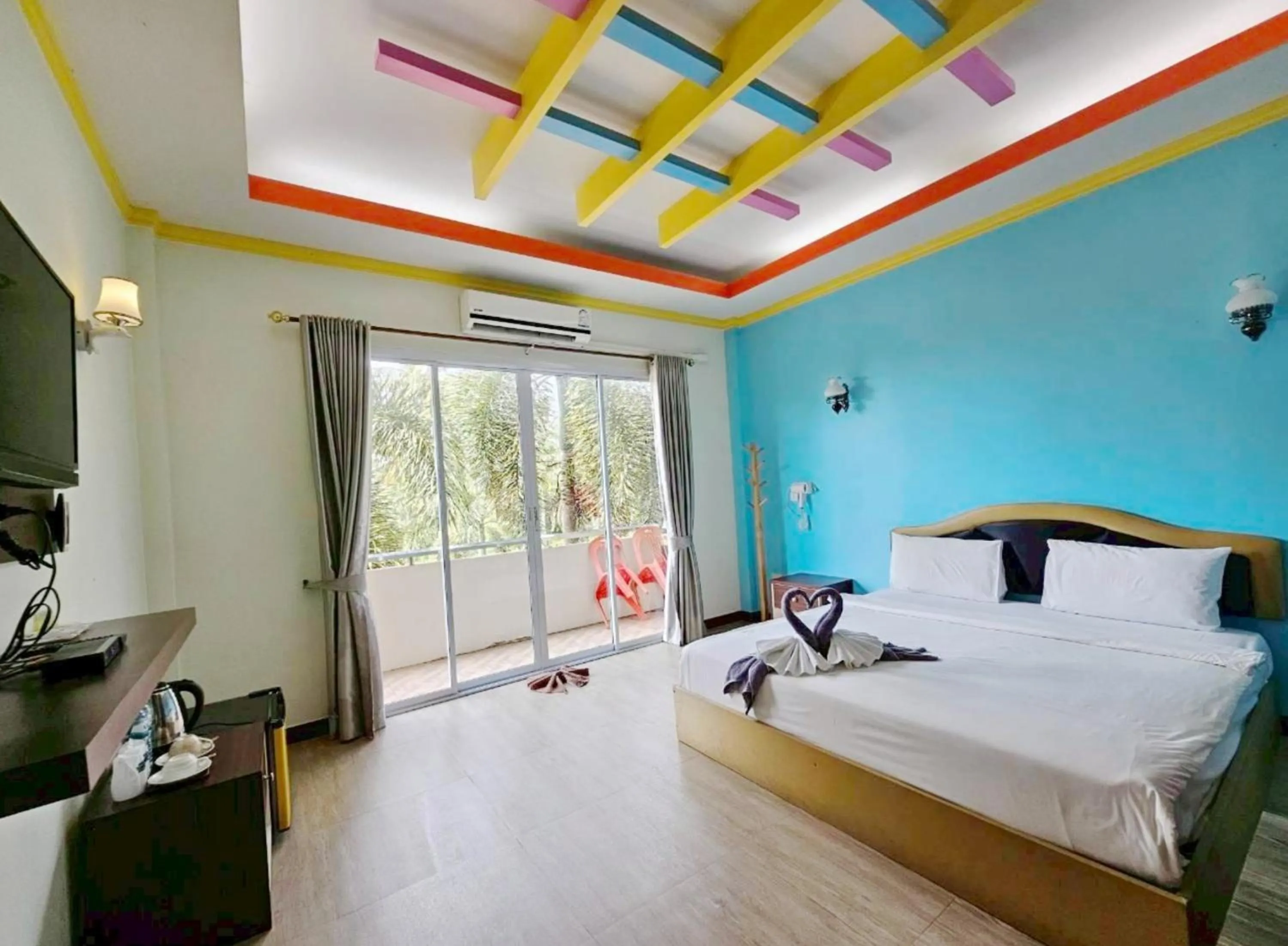 Bed in Lake Terrace Resort