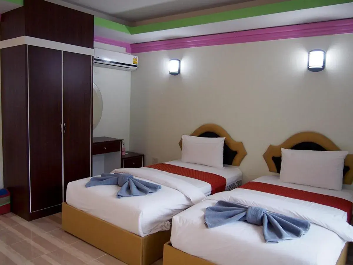 Twin Room with Sea View in Lake Terrace Resort Twin Room with Sea View in Lake Terrace Resort