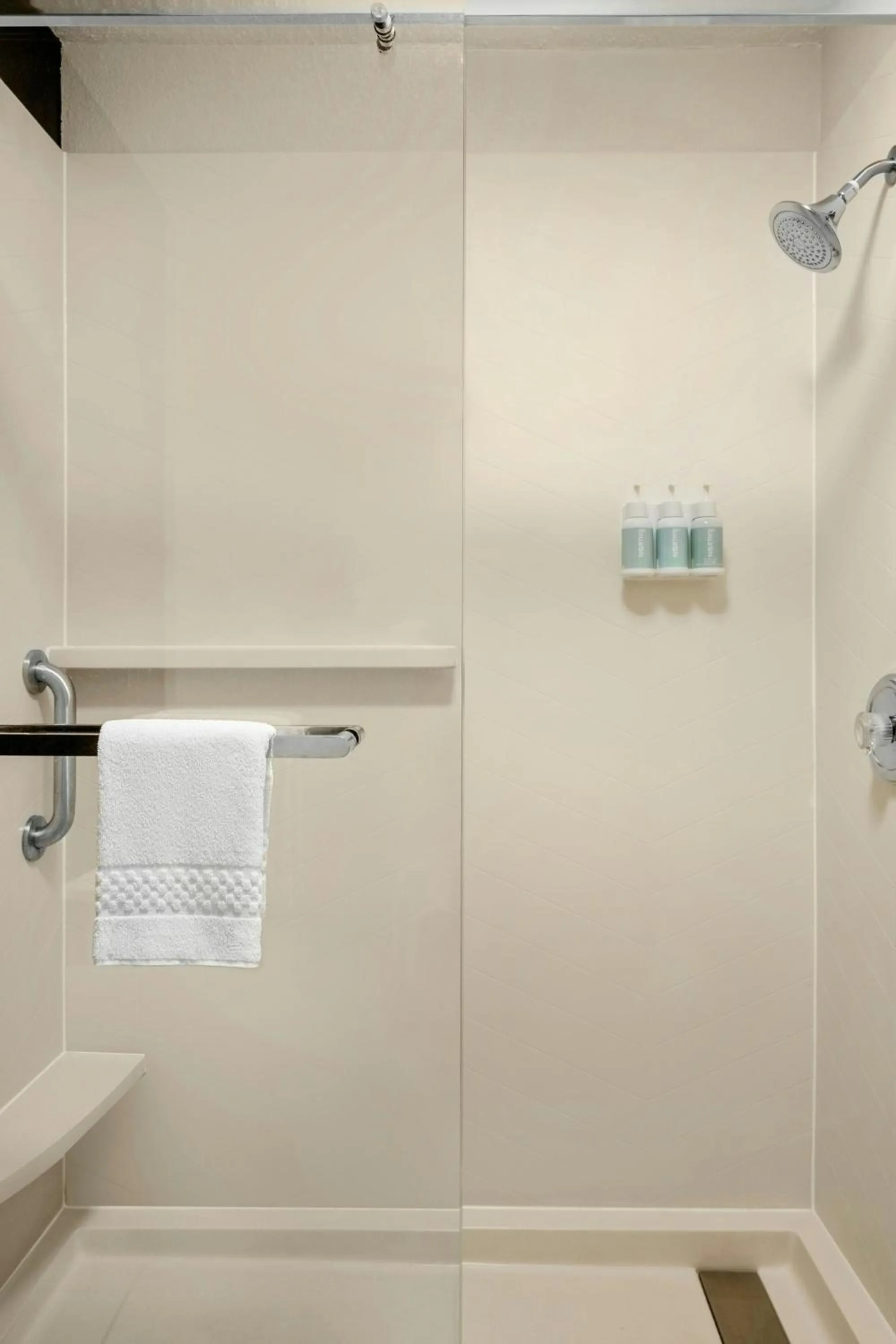 Bathroom in Fairfield Inn & Suites Mt. Pleasant