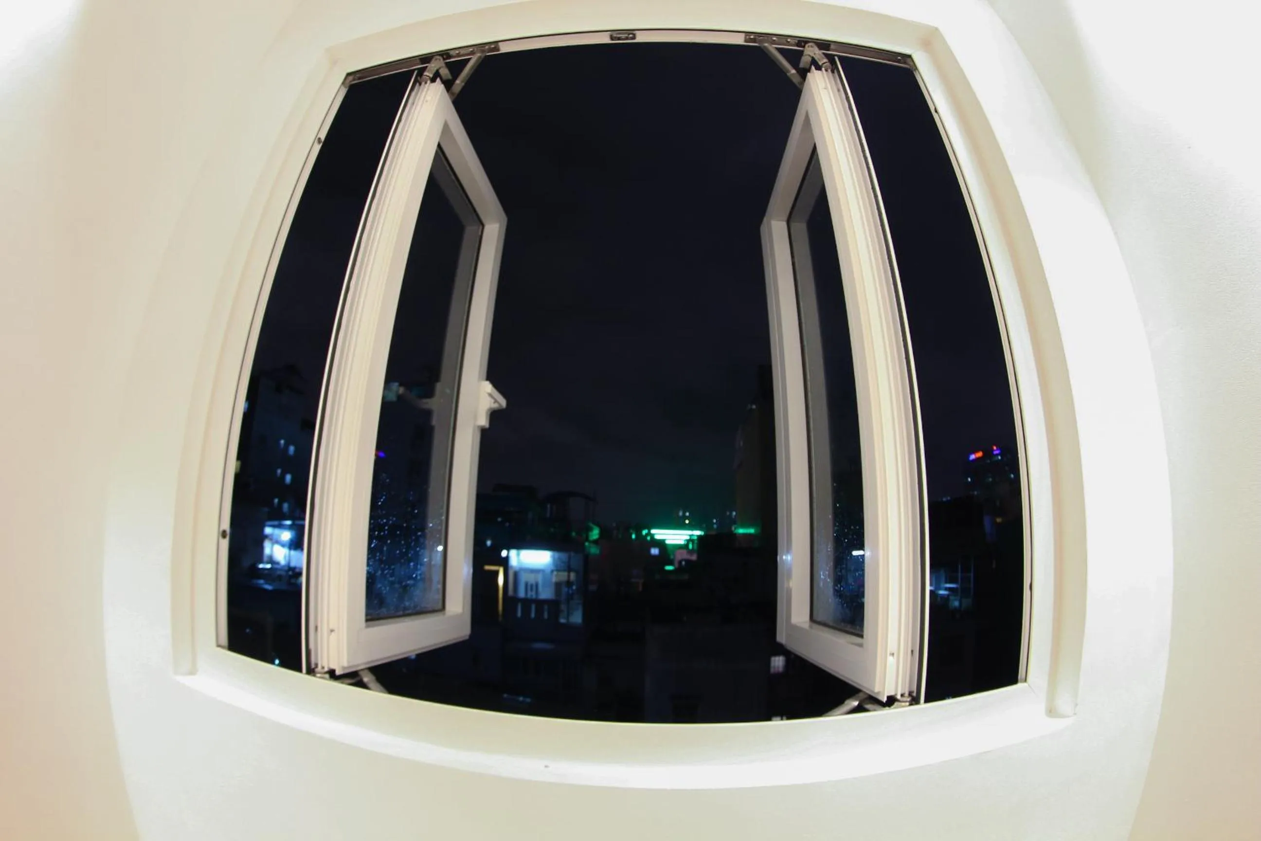 View (from property/room) in Full House Hostel