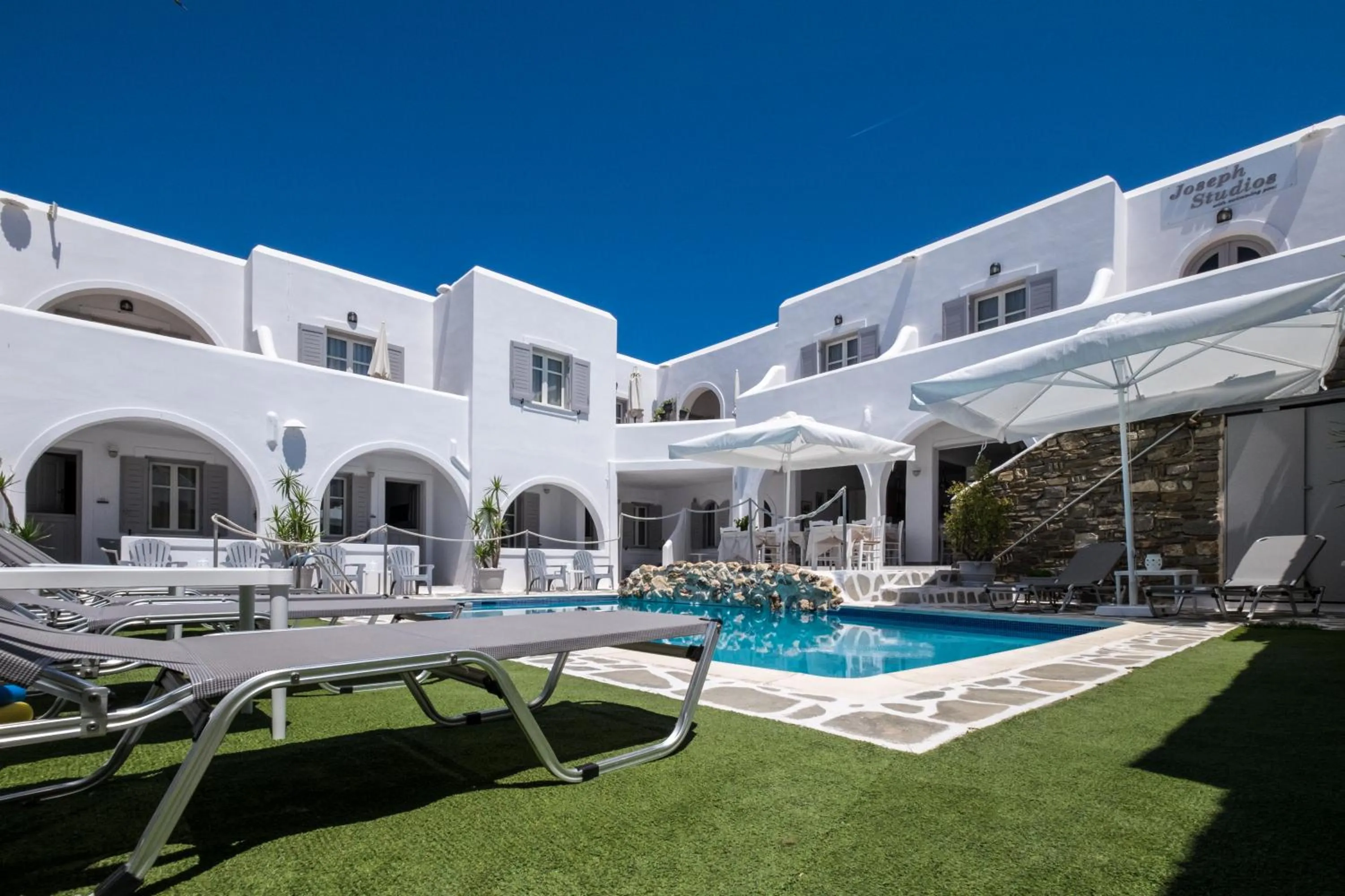 Property building in Joseph Studios