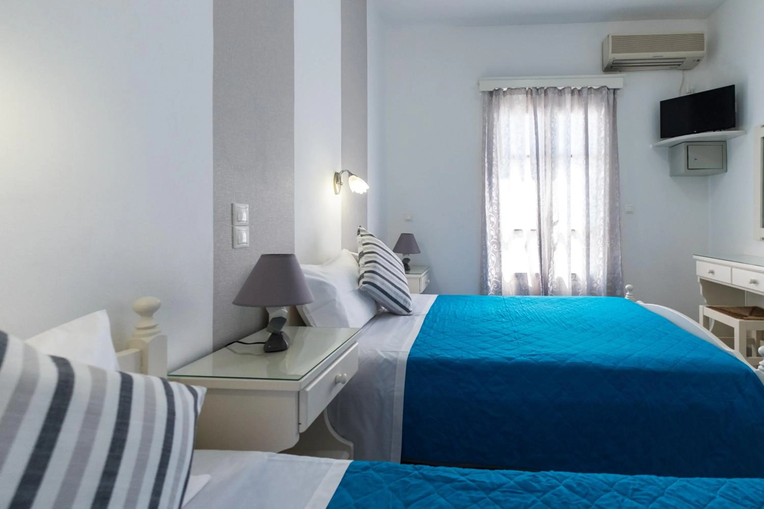 Bedroom, Bed in Joseph Studios