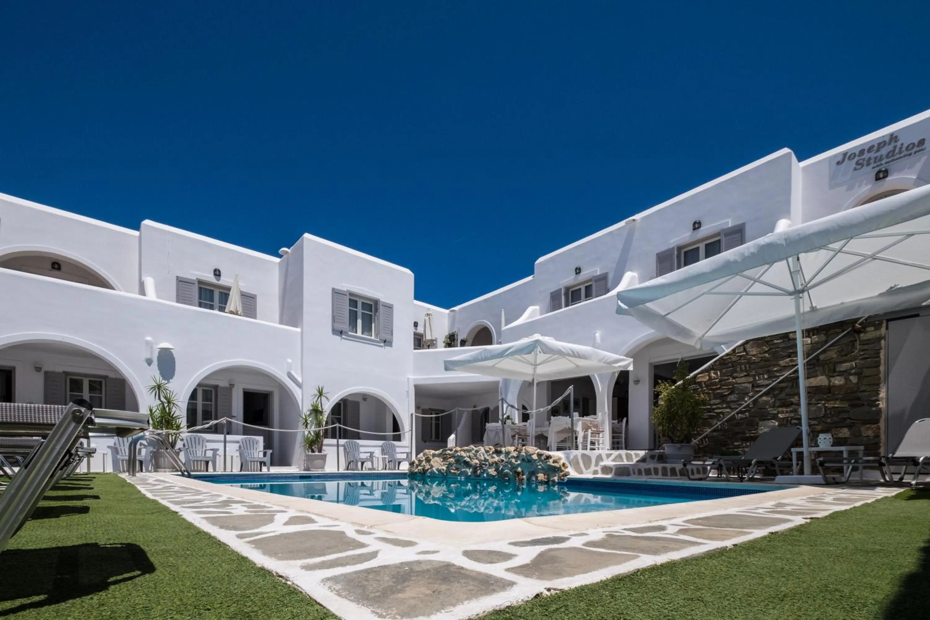 Property building in Joseph Studios