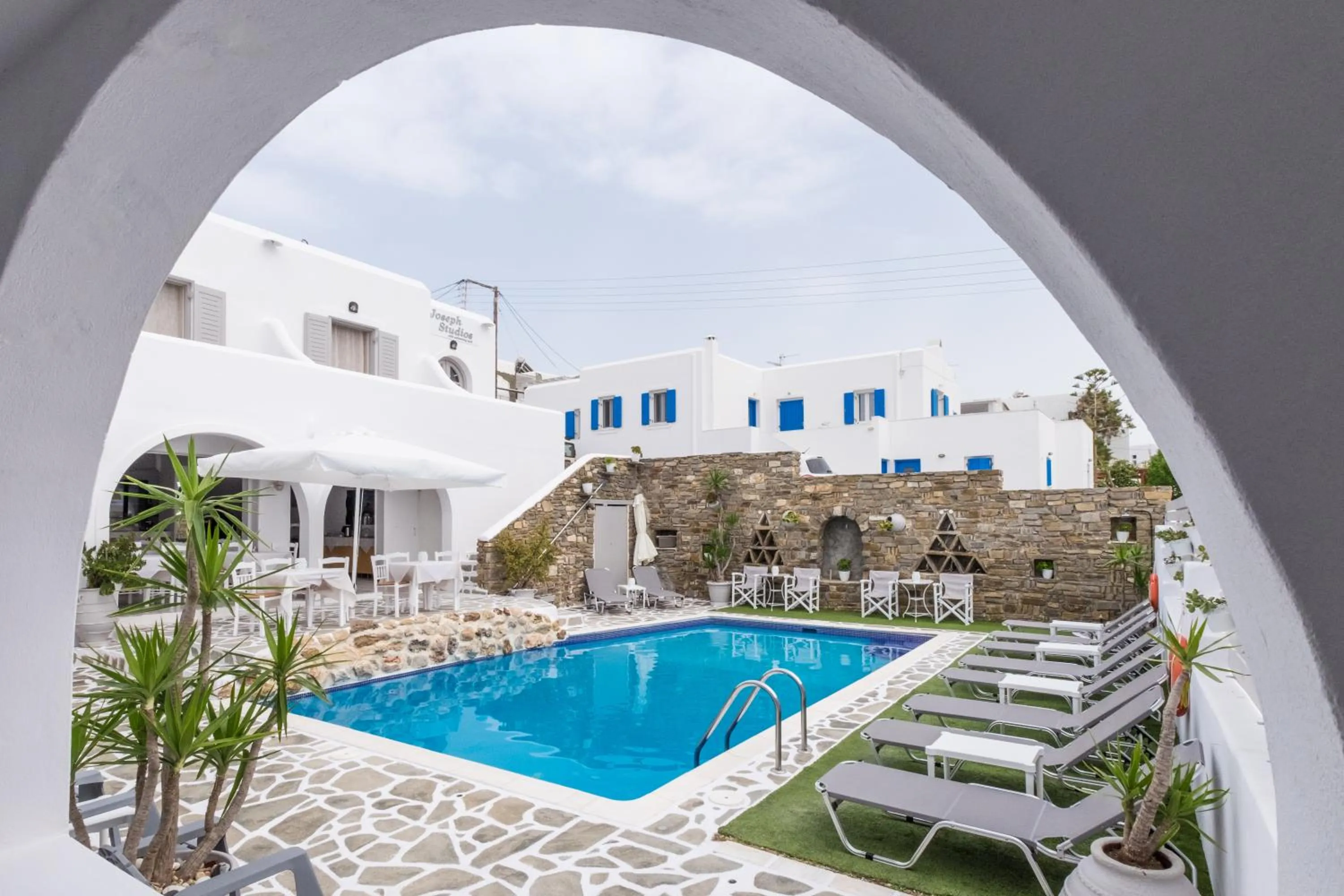 Pool view in Joseph Studios