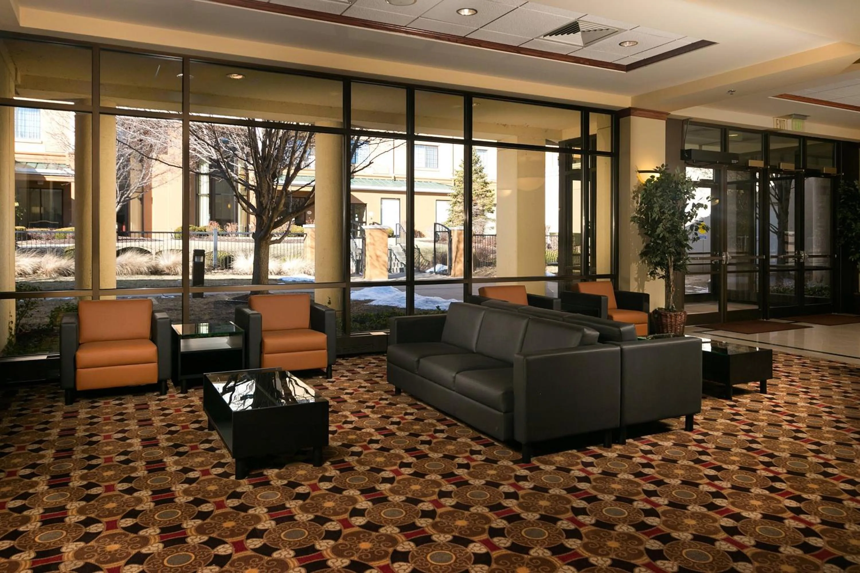 Lobby or reception in Courtyard Kansas City East/Blue Springs