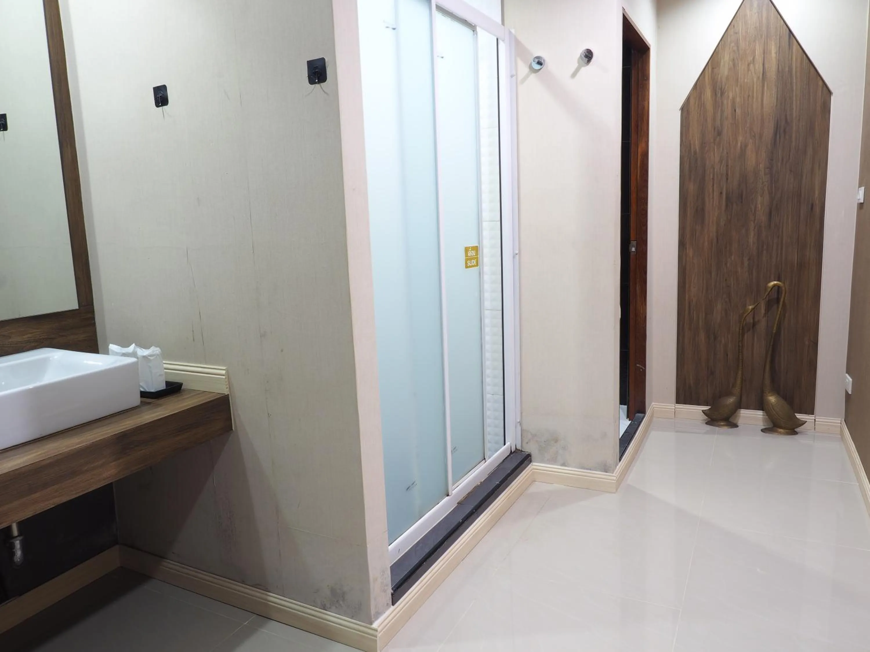 Bed in Baan Keang Chon Ayutthaya บ้านเคียงชล อยุธยา