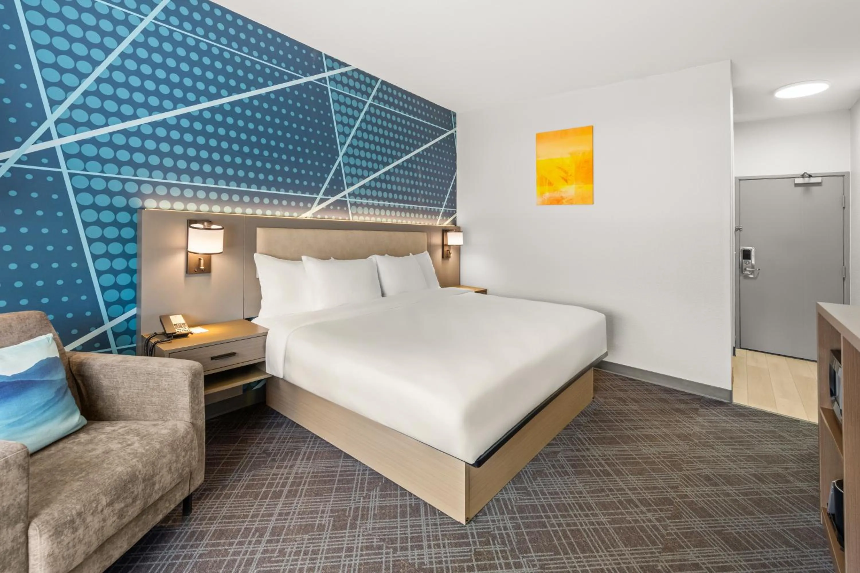 Bedroom, Bed in Comfort Inn & Suites Olathe - Kansas City