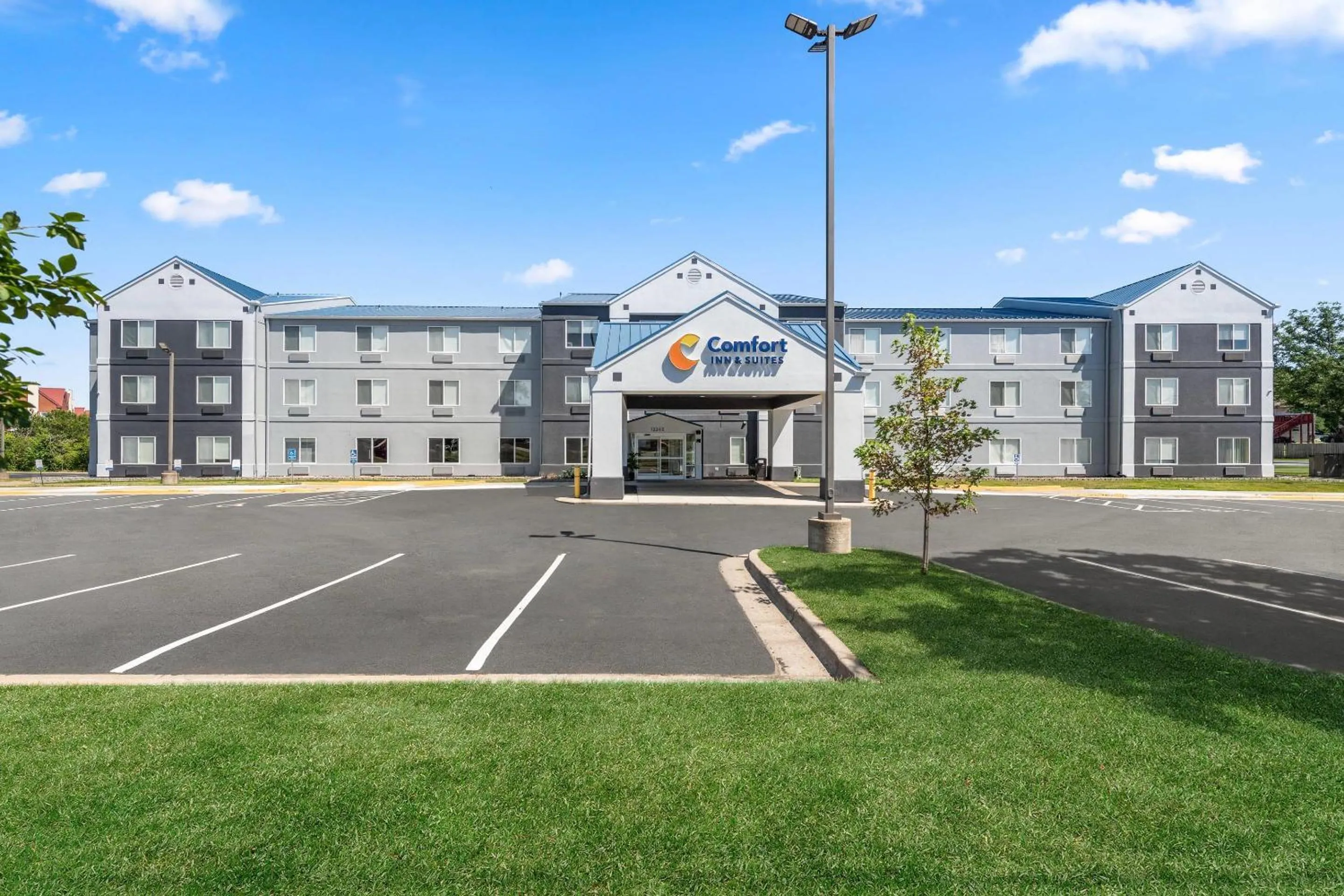 Property building in Comfort Inn & Suites Olathe - Kansas City