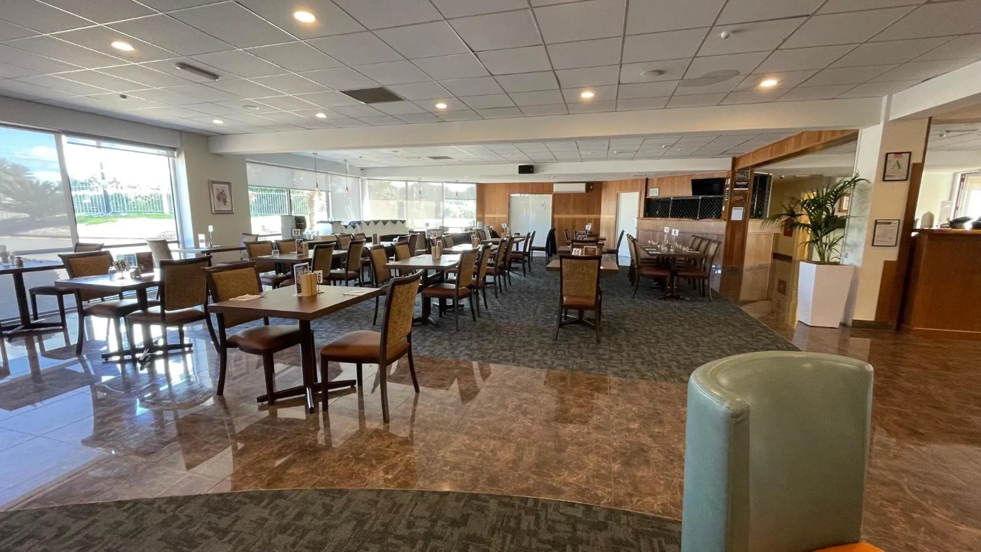 Restaurant/places to eat in Auckland Airport Kiwi Motel