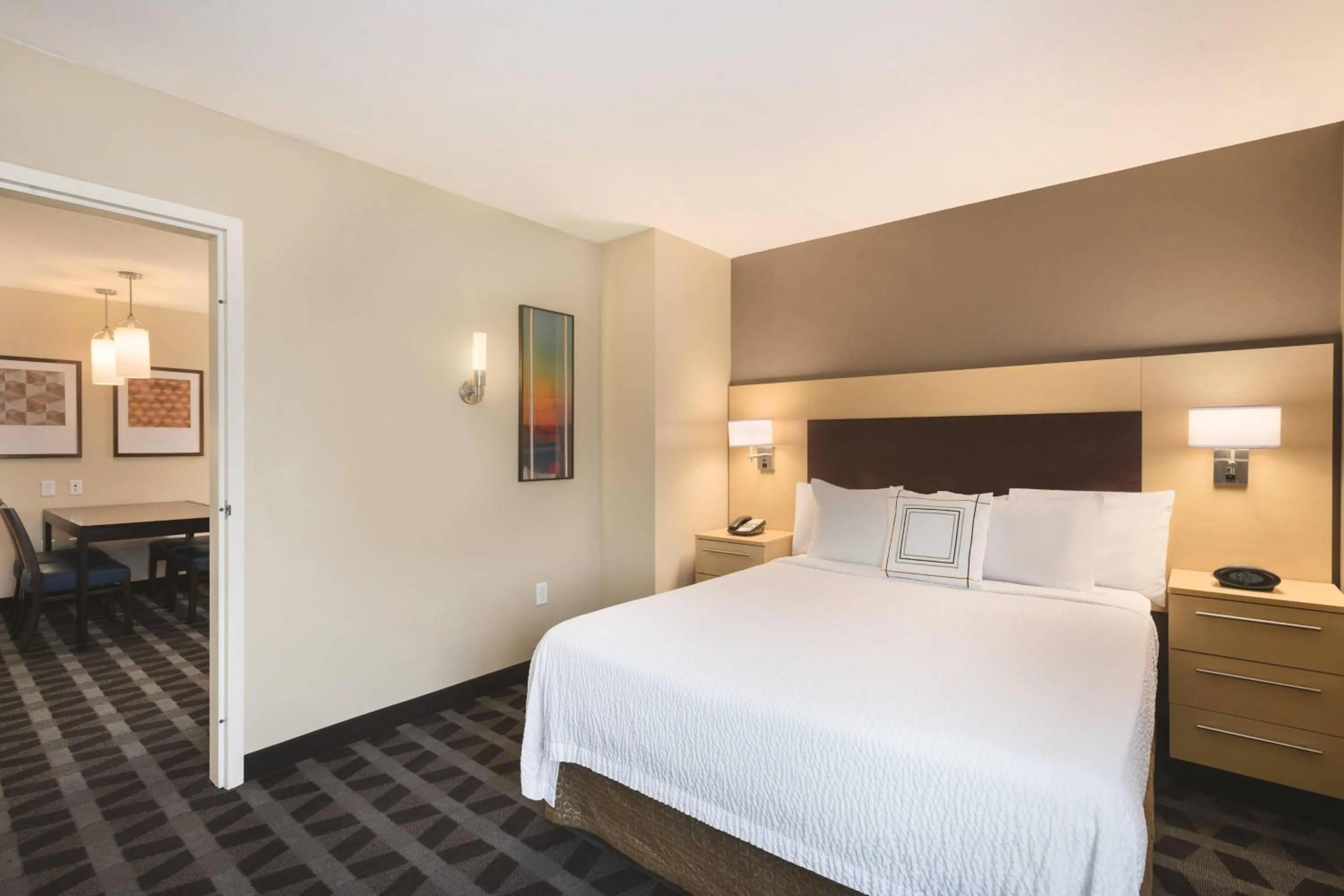 Bedroom, Bed in TownePlace Suites Joliet South