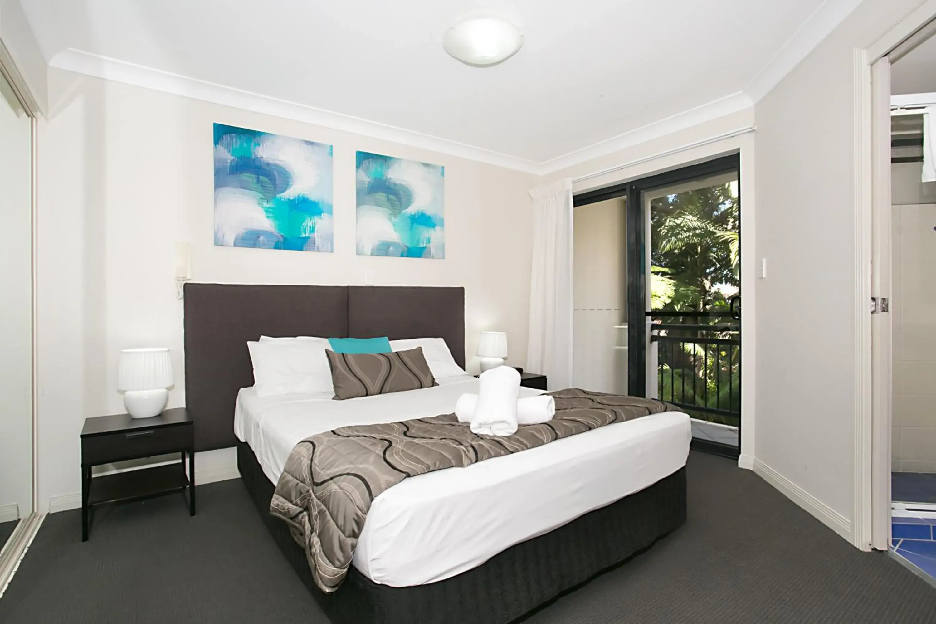 One-Bedroom Apartment in Sandcastles On The Broadwater One-Bedroom Apartment in Sandcastles On The Broadwater