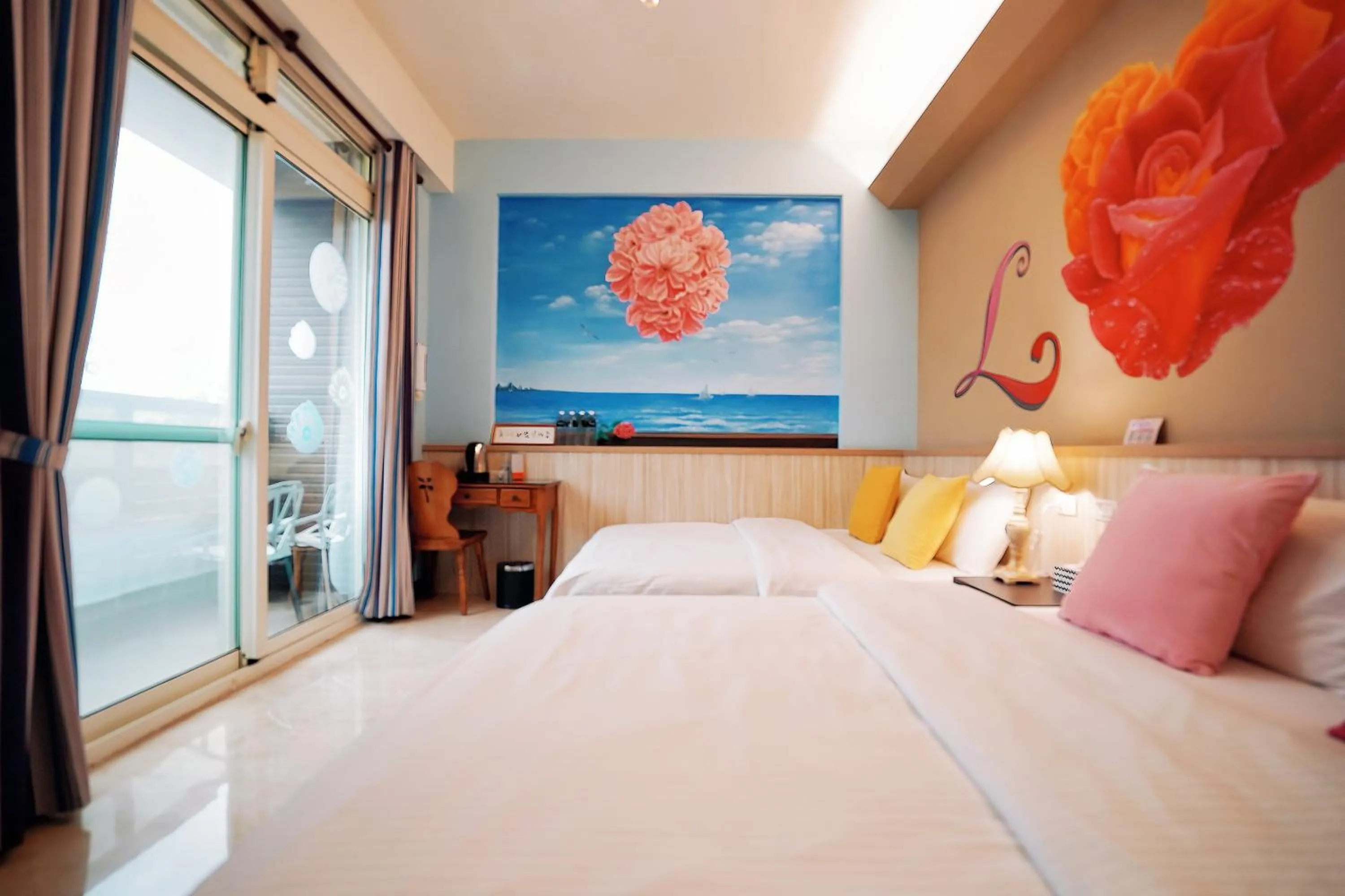 Bed in 夏之戀民宿 可包棟 近金城市區