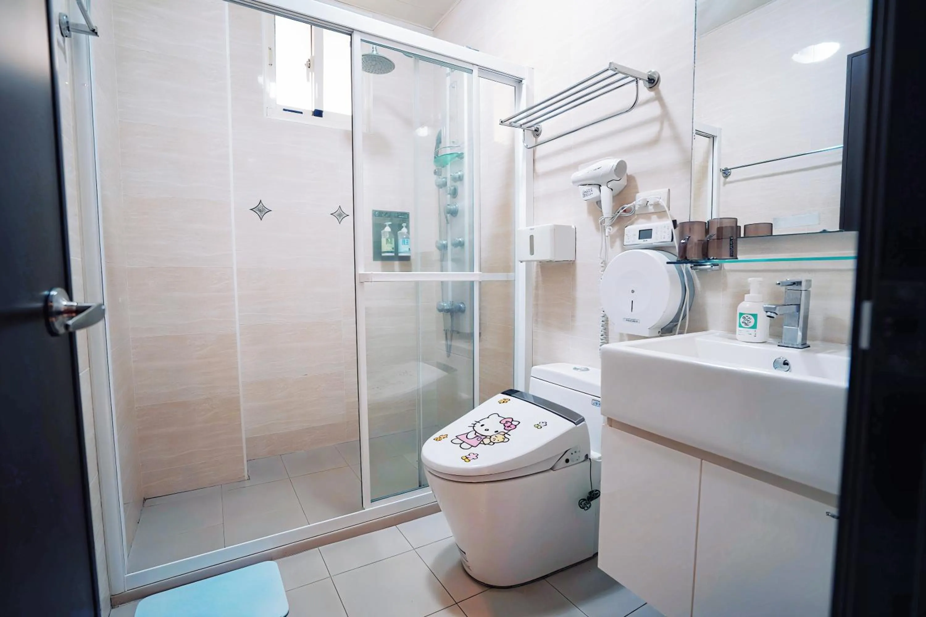 夏之戀民宿 可包棟 近金城市區