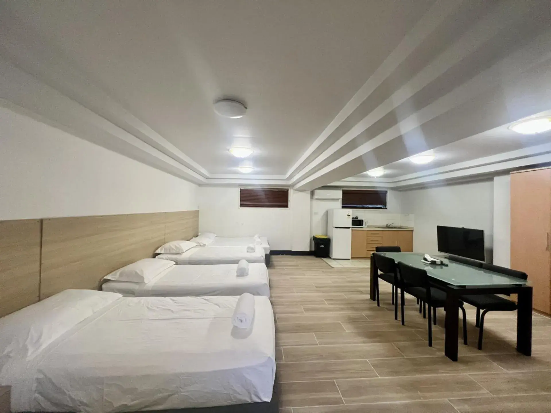 Deluxe Family Room in Annerley Motor Inn Deluxe Family Room in Annerley Motor Inn