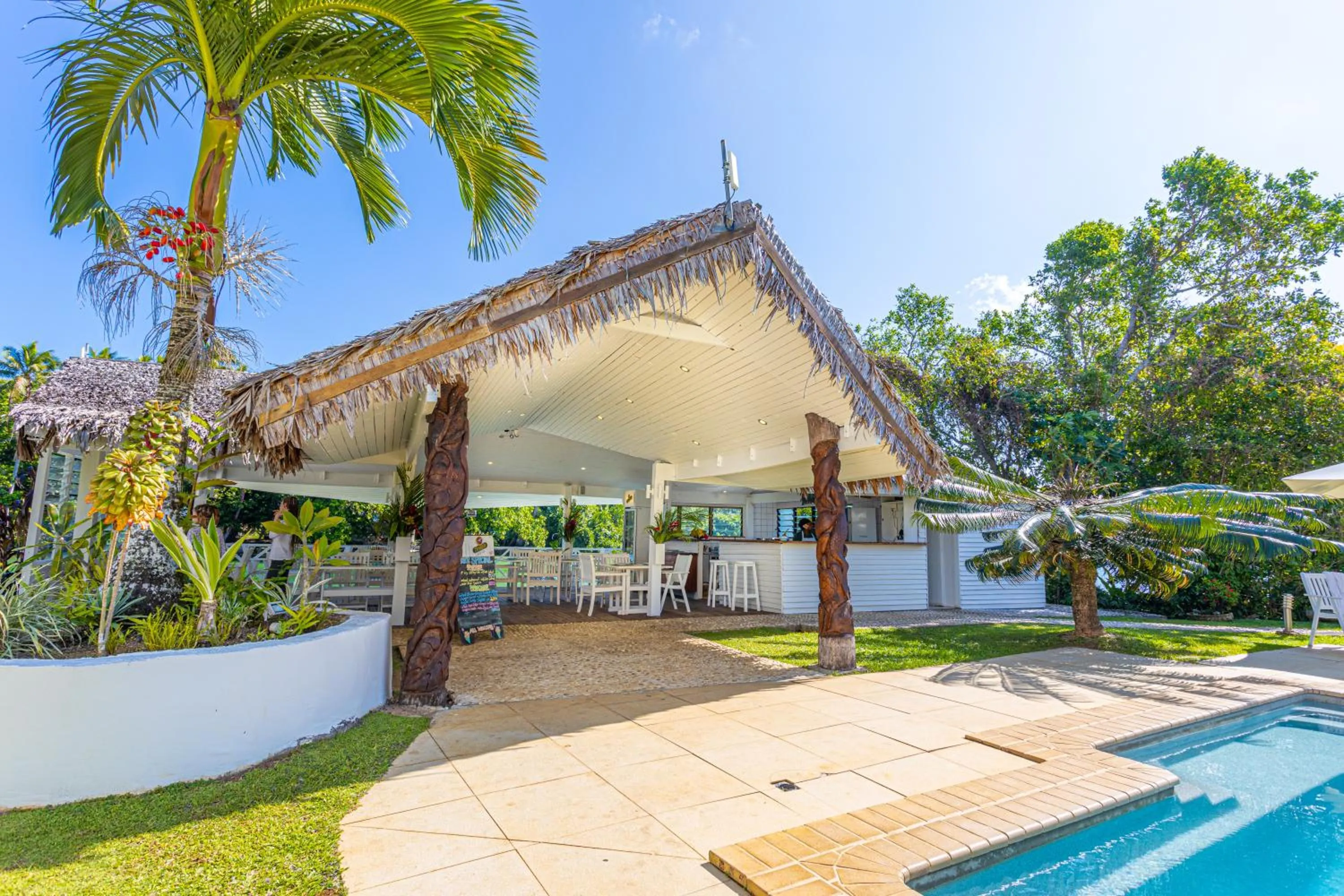 Property building in Tropicana Lagoon Apartments