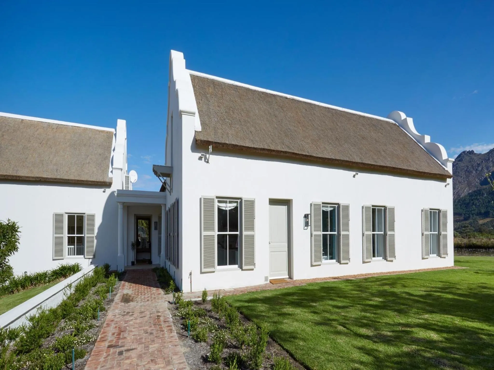 Property building in La Cotte House