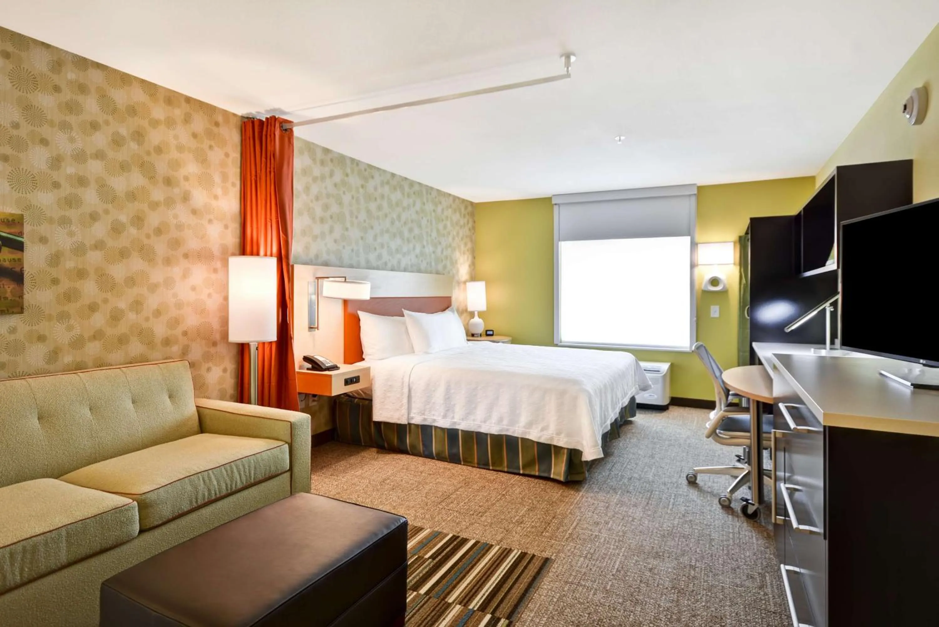 Bedroom, Bed in Home2 Suites By Hilton Dallas North Park