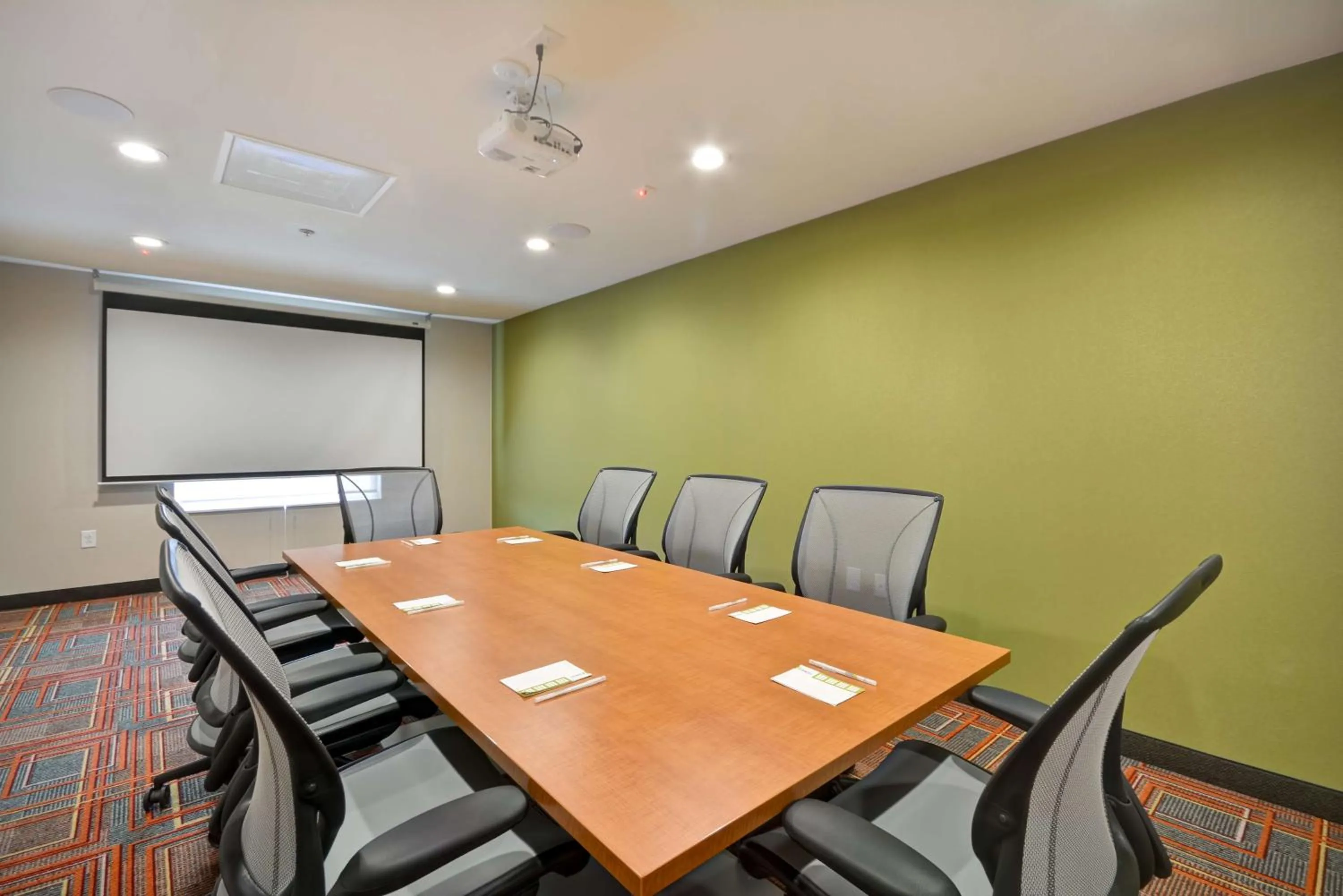 Meeting/conference room in Home2 Suites By Hilton Dallas North Park