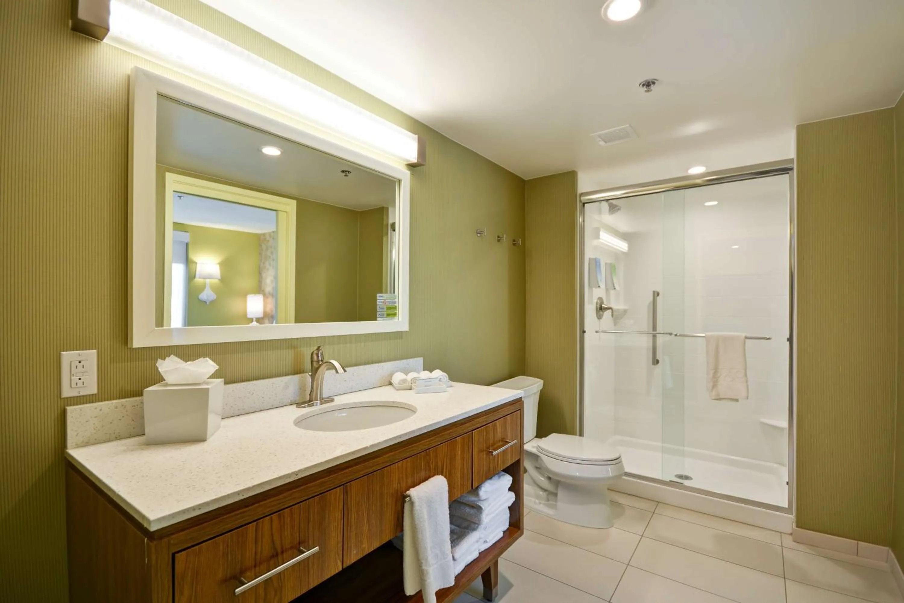 Bathroom in Home2 Suites By Hilton Dallas North Park
