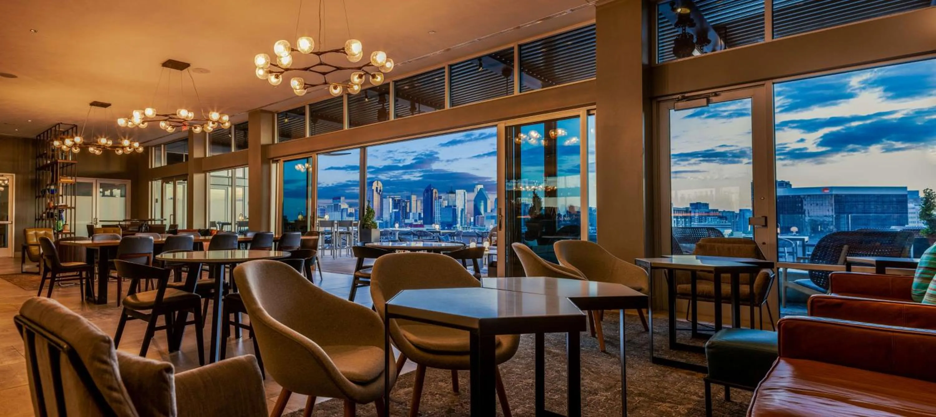 Restaurant/places to eat in Canopy By Hilton Dallas Uptown