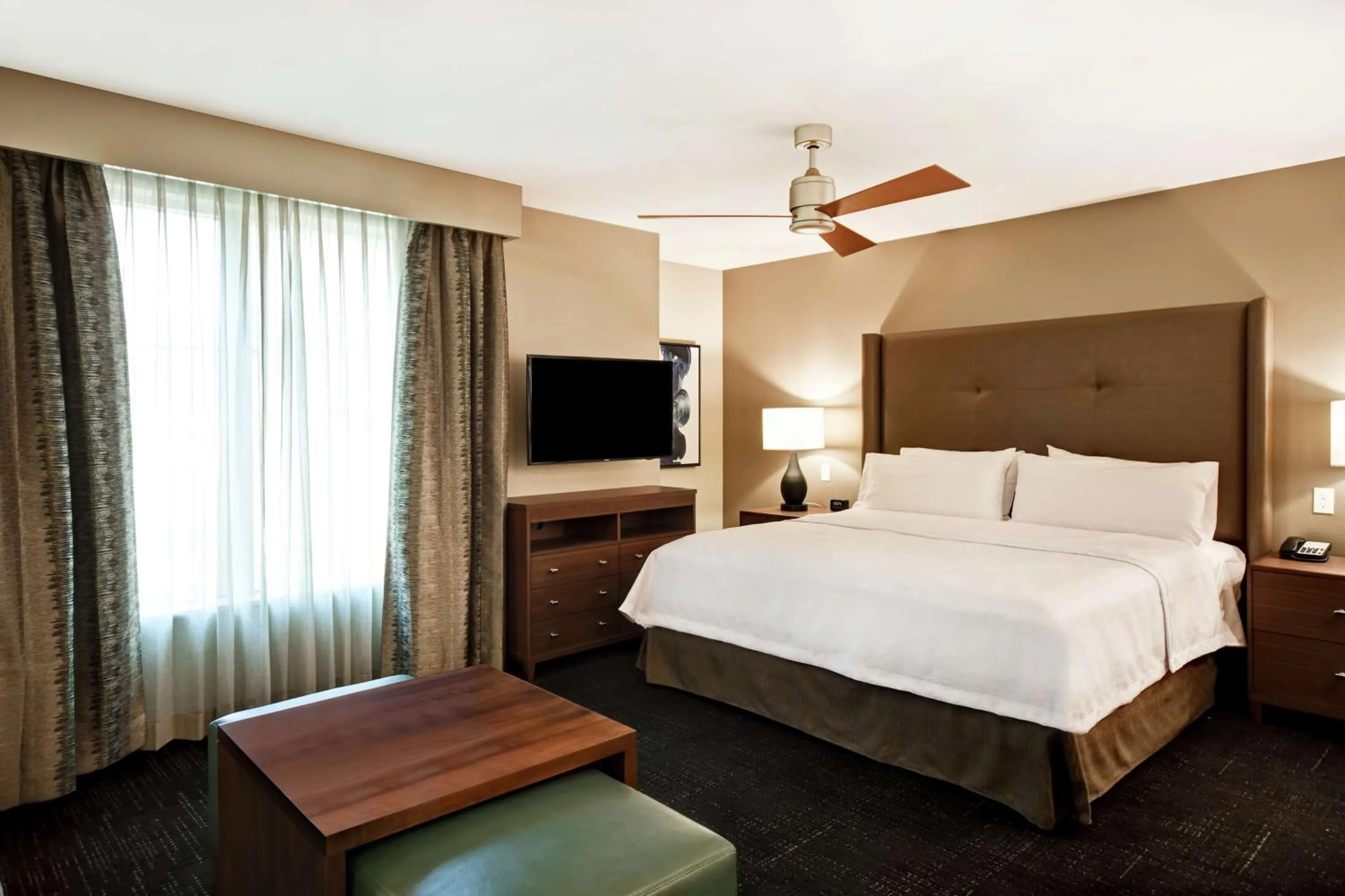 Bedroom, Bed in Homewood Suites by Hilton Pleasant Hill Concord