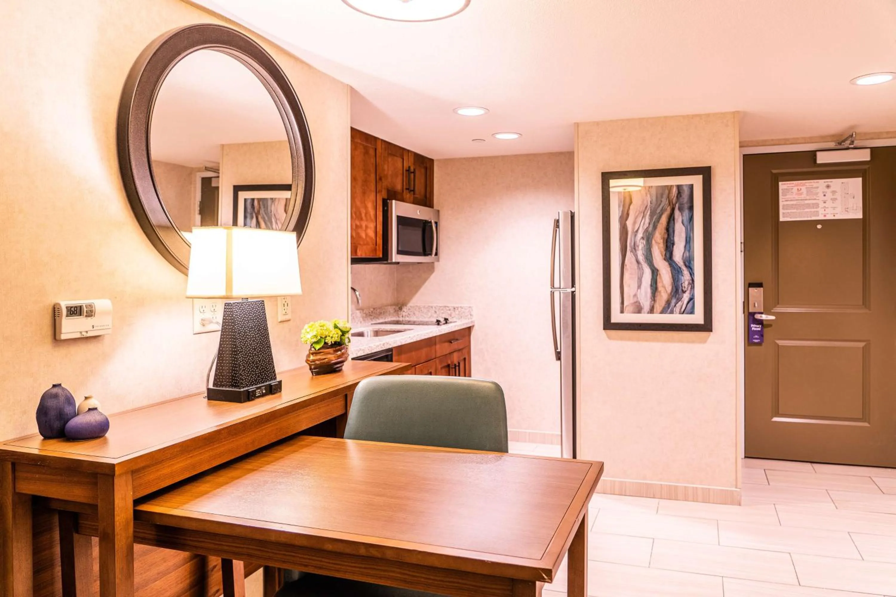 Bedroom in Homewood Suites by Hilton Pleasant Hill Concord