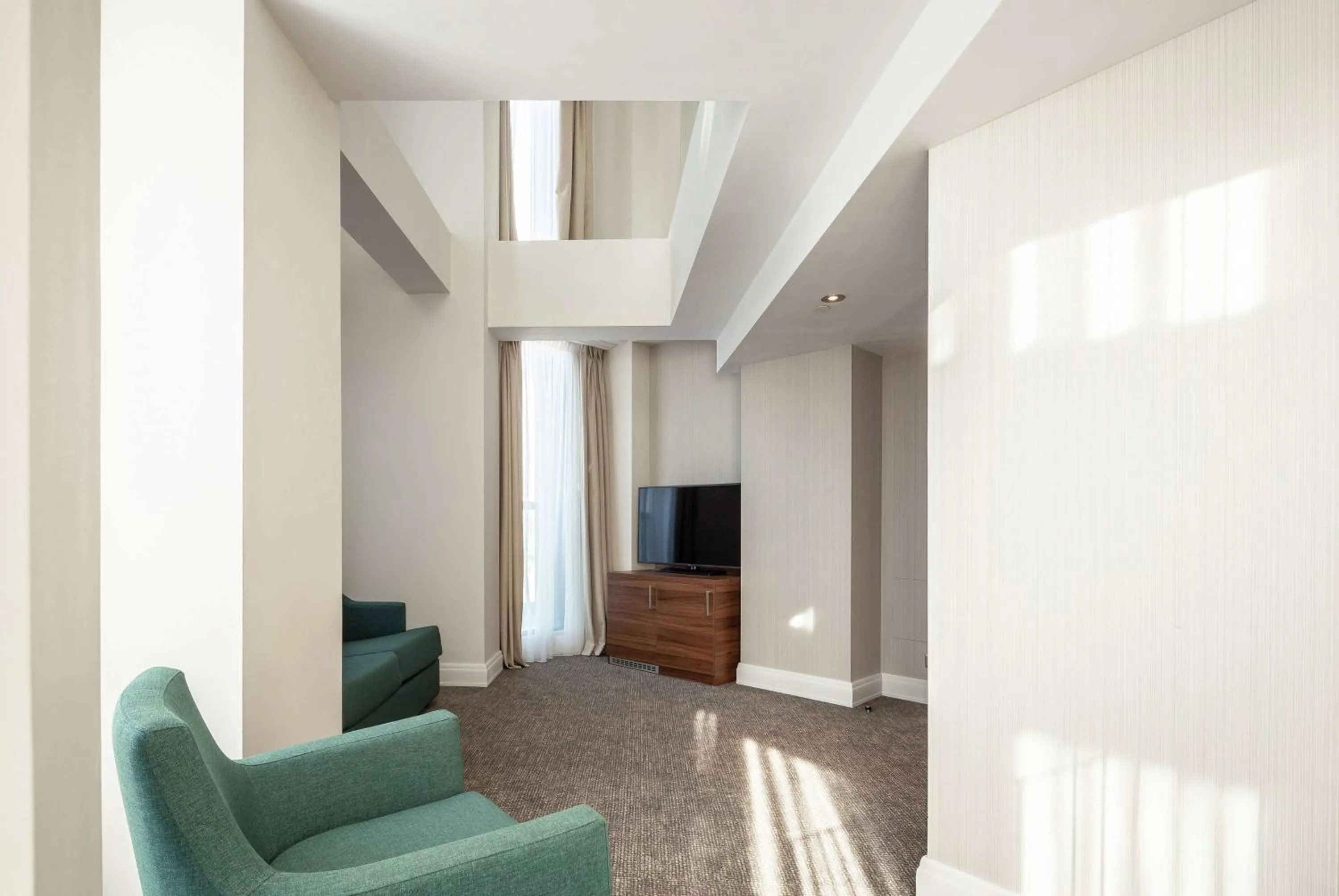 Living room in Hilton Garden Inn Bucharest Old Town