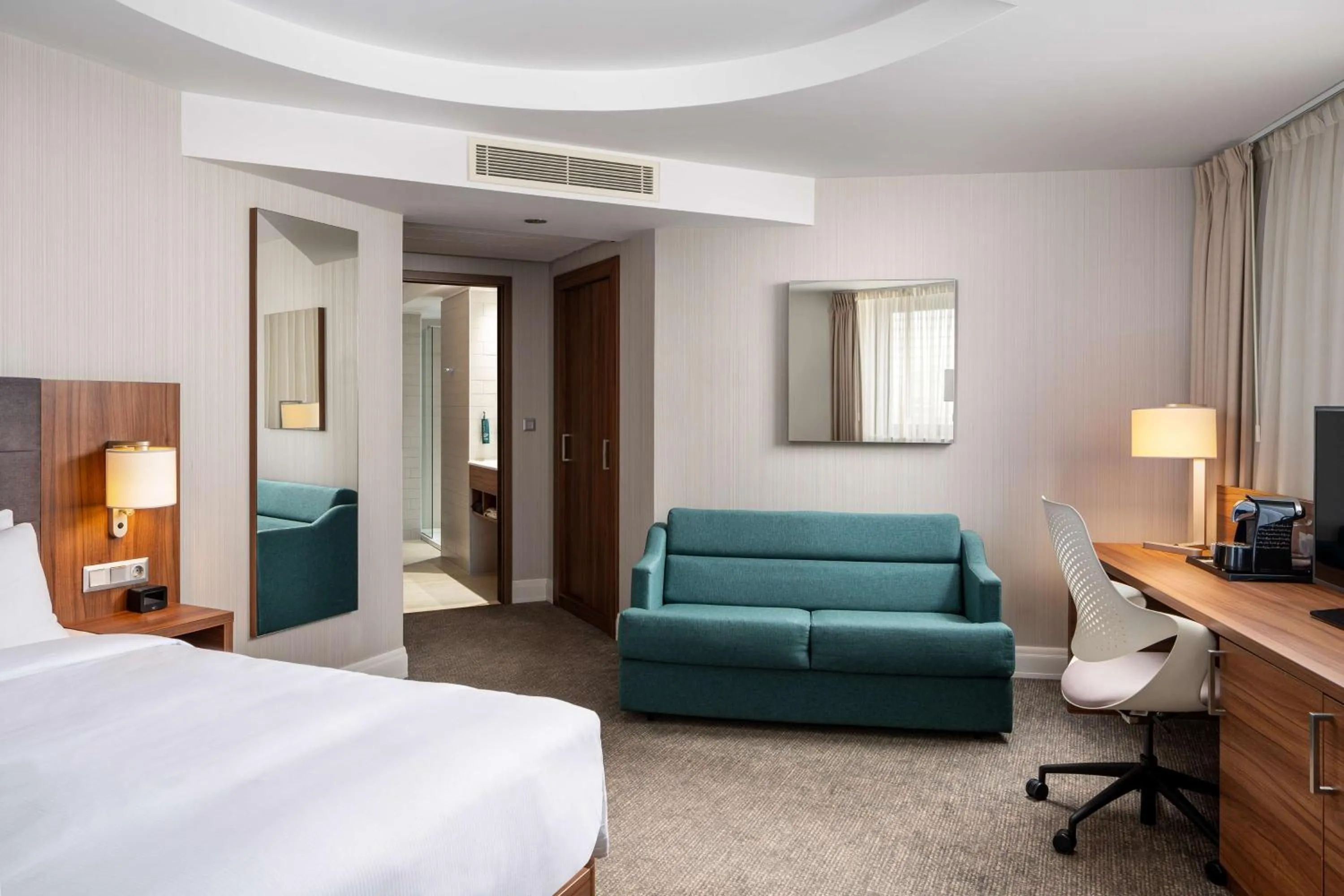 Bed in Hilton Garden Inn Bucharest Old Town