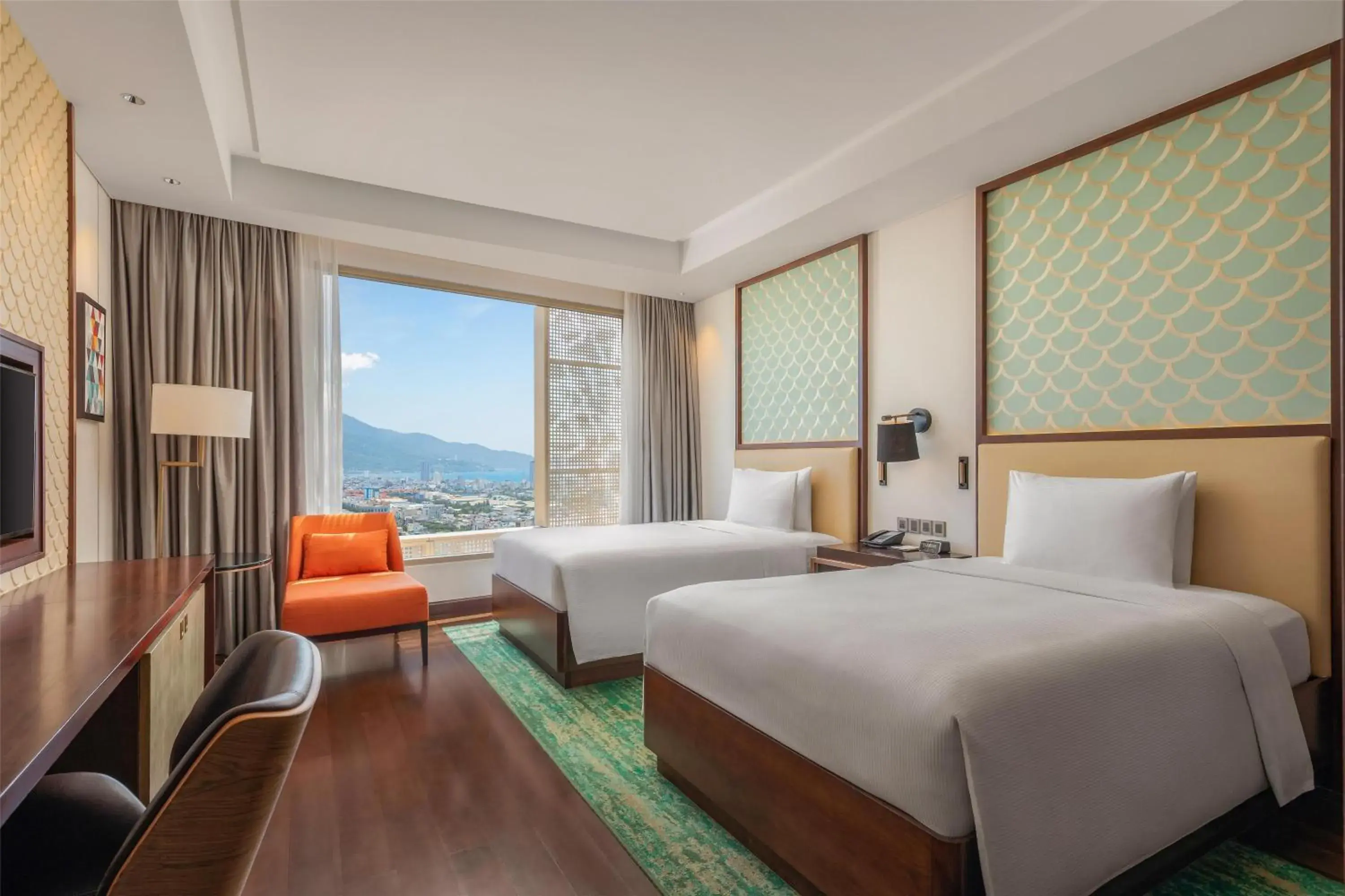 Guest Room Ocean View High Floor Twin Bed in Hilton Da Nang Guest Room Ocean View High Floor Twin Bed in Hilton Da Nang