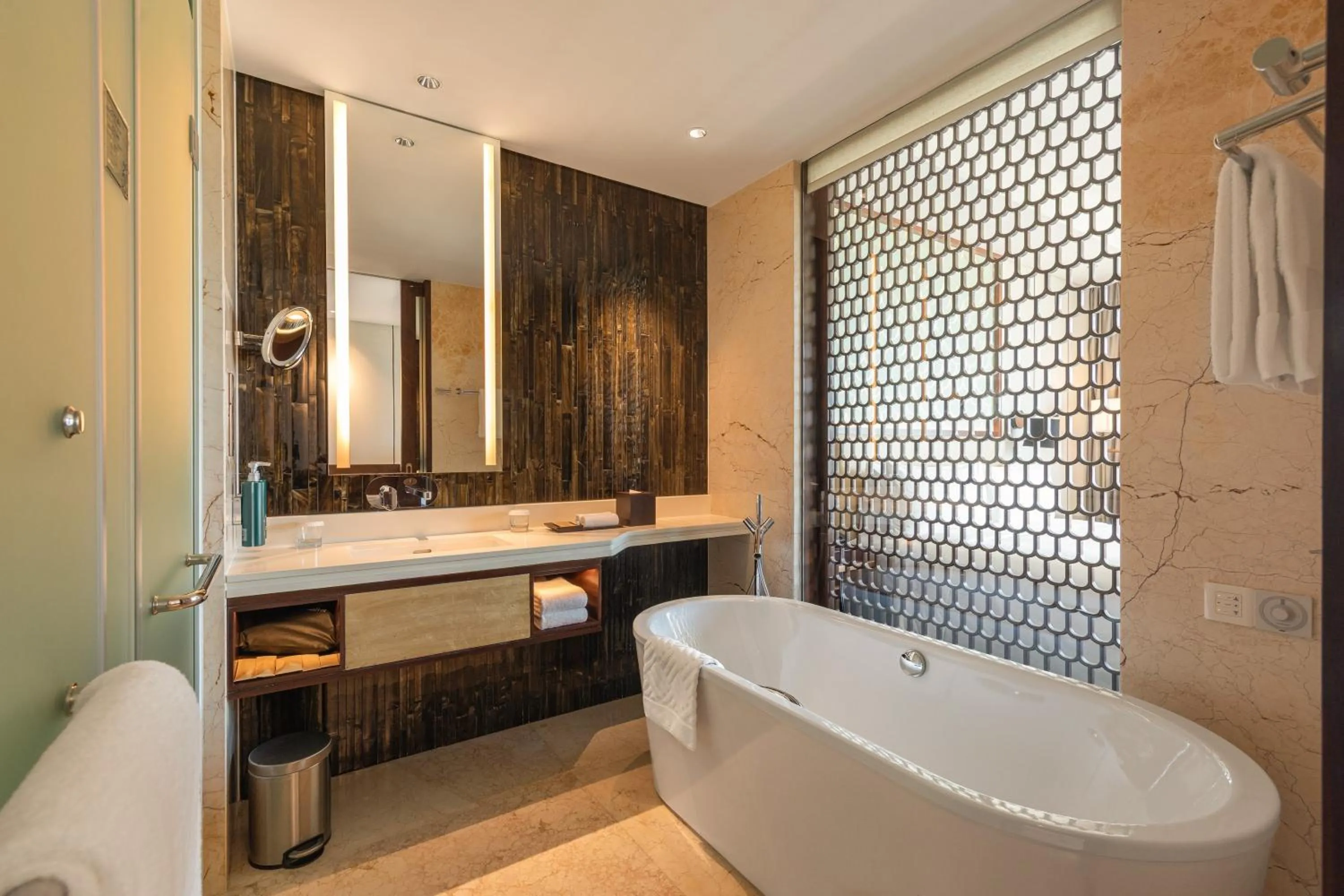 Bathroom in Hilton Da Nang