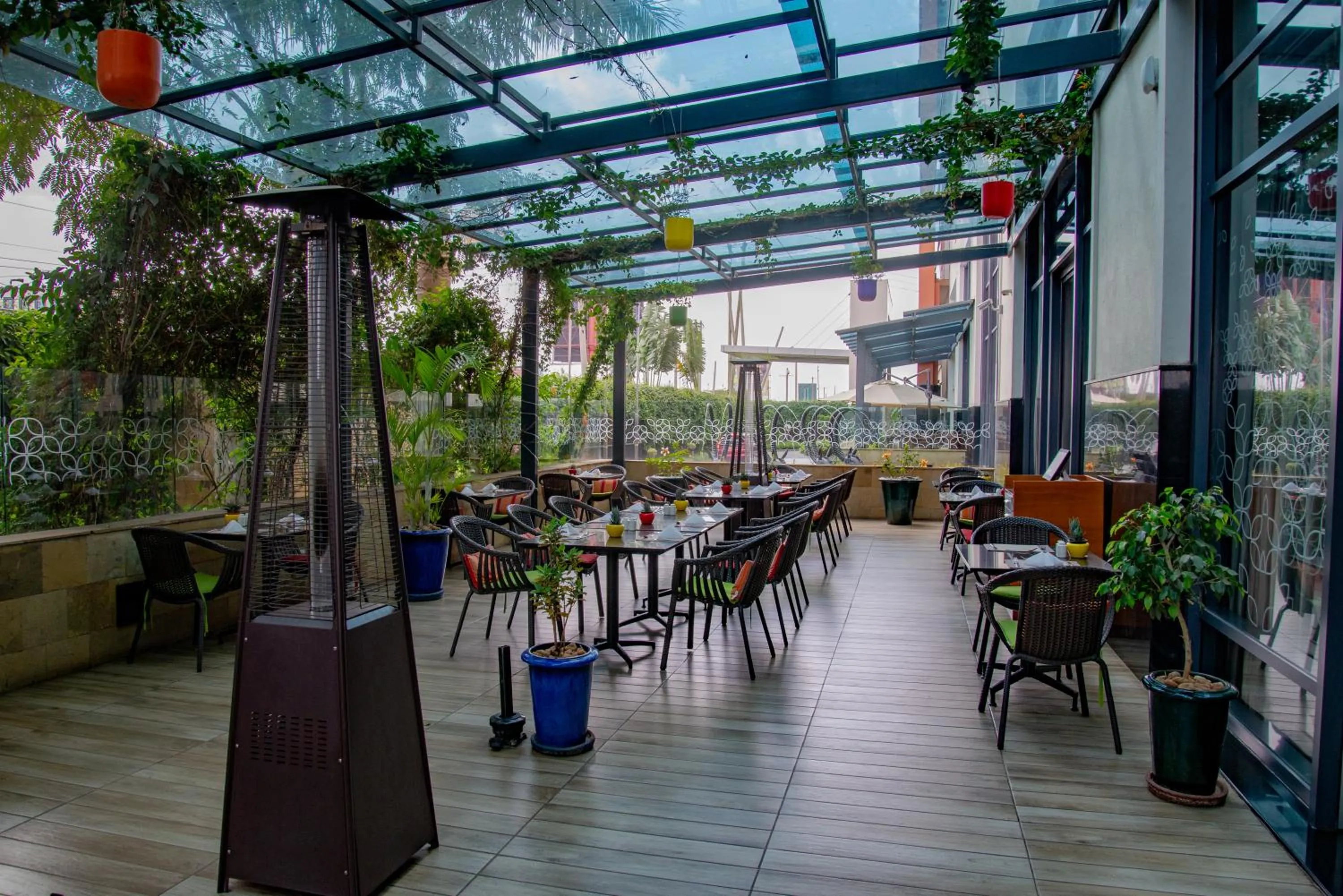 Restaurant/places to eat in Hilton Garden Inn Nairobi Airport