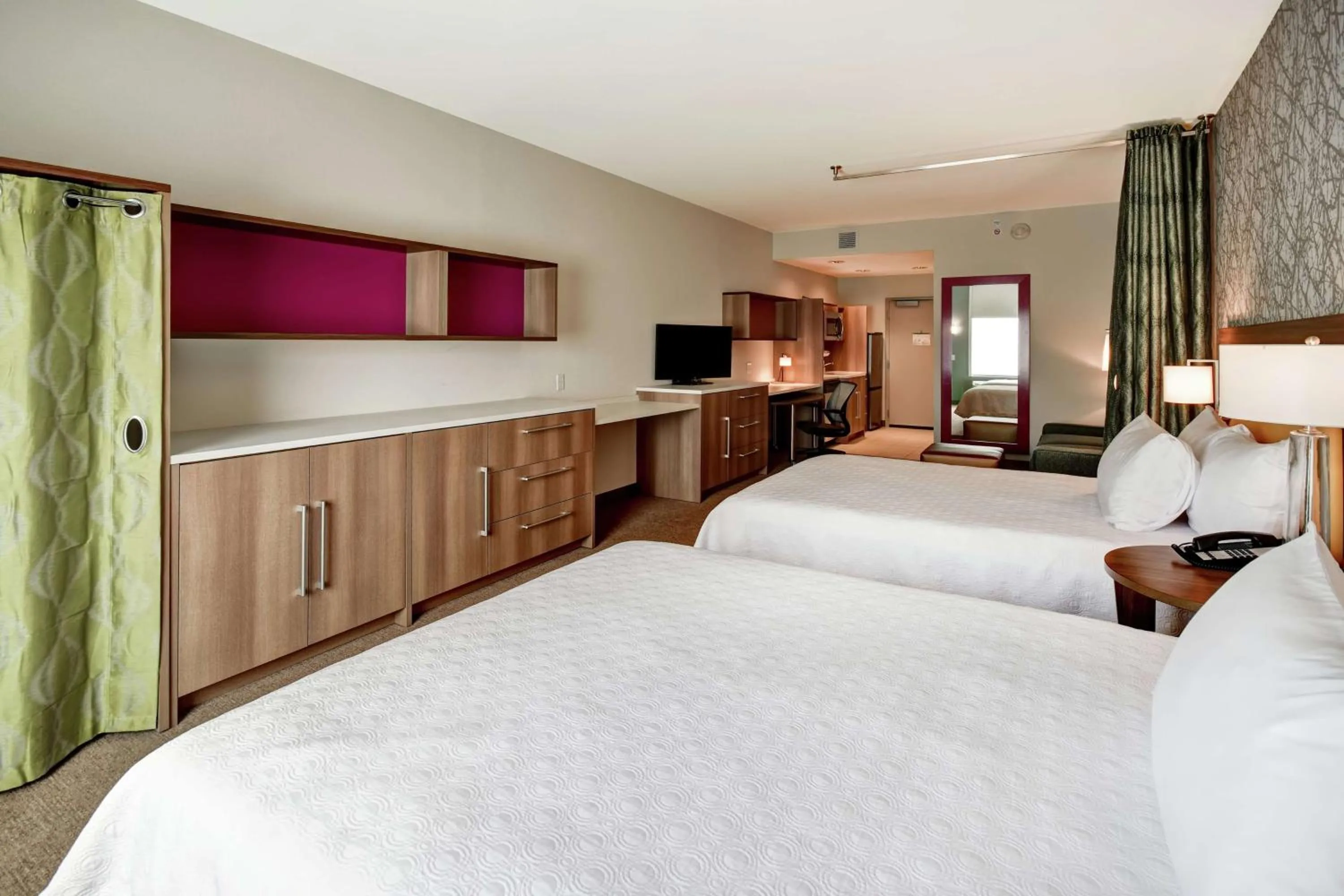 Bedroom, Bed in Home2 Suites by Hilton Springfield North