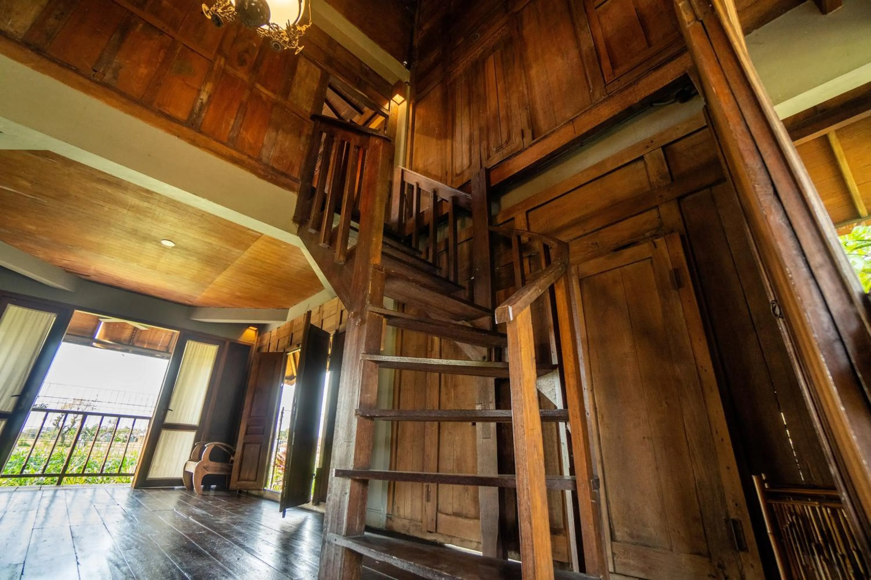 Tembi - Historical Home