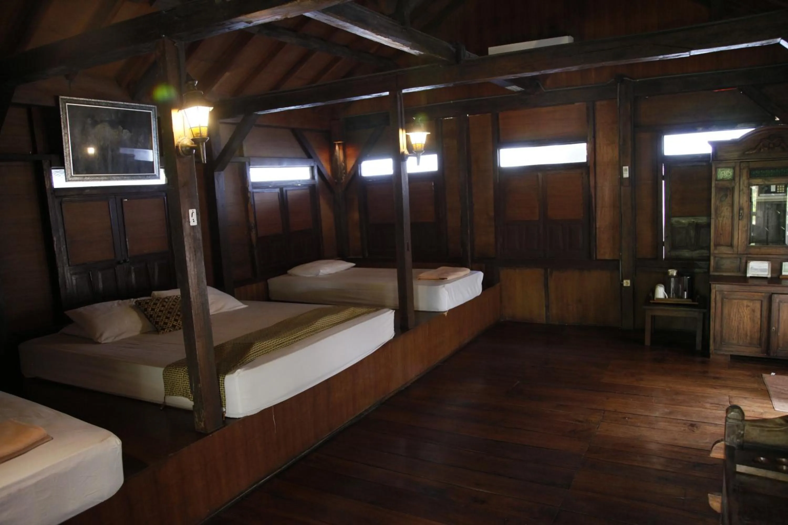 Bed in Tembi - Historical Home