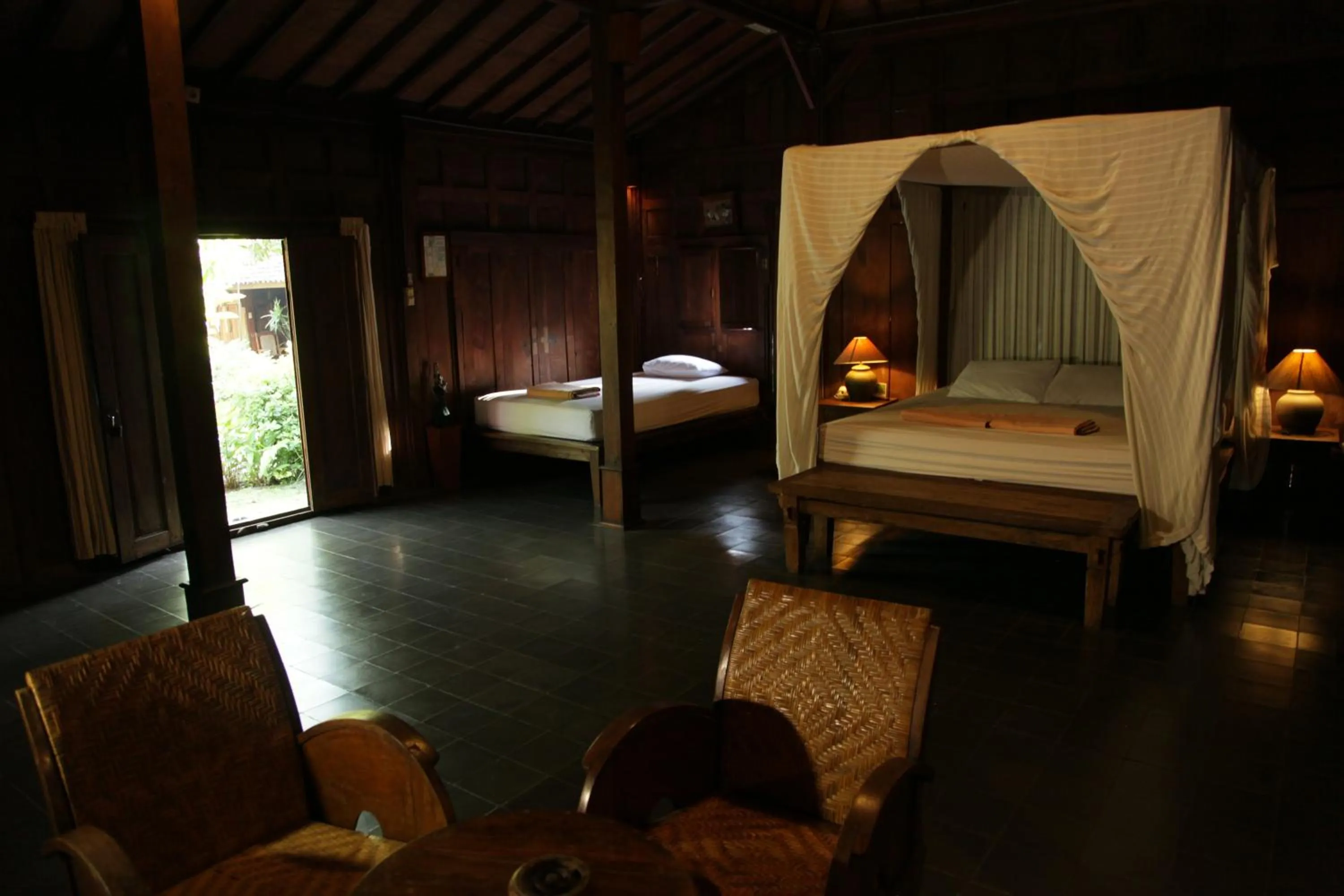 Bed in Tembi - Historical Home